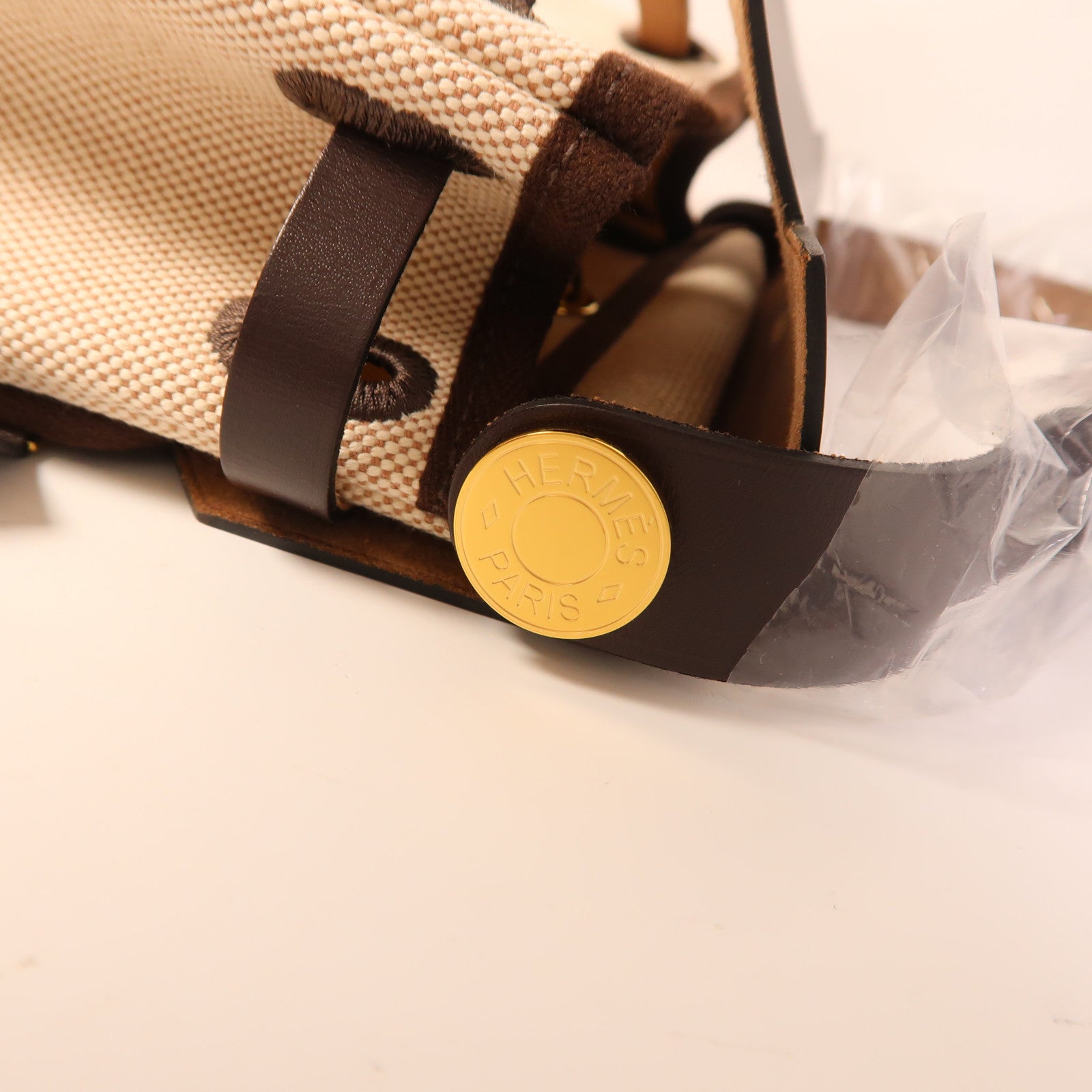 HERMES Swift皮革/帆布Herbag Zip Rt 20金扣肩背袋Chocolate
