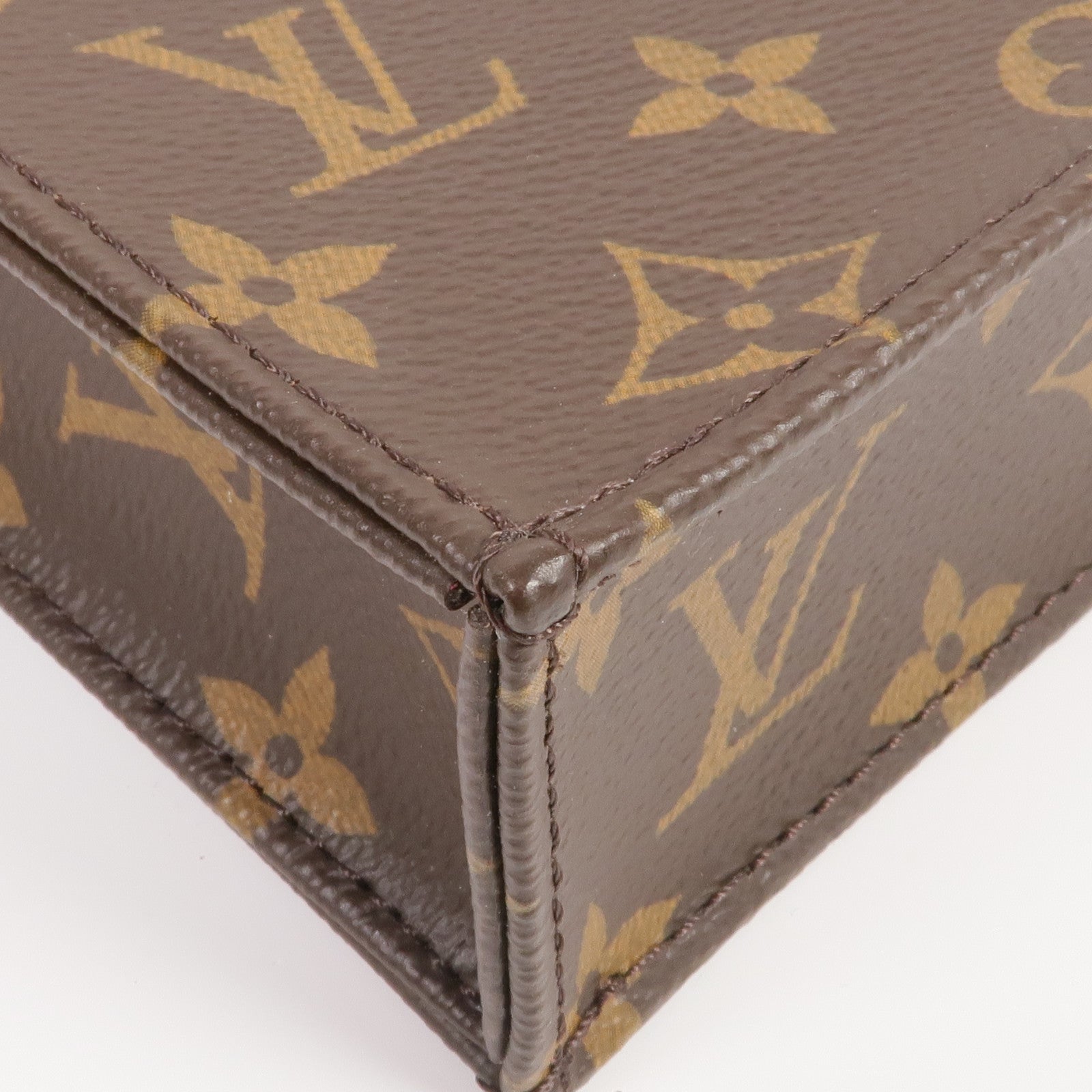 LOUIS VUITTON Monogram Petit Sac Plat金扣手挽肩背兩用袋Monogram Petit Sac Plat金扣手挽肩背兩用袋
