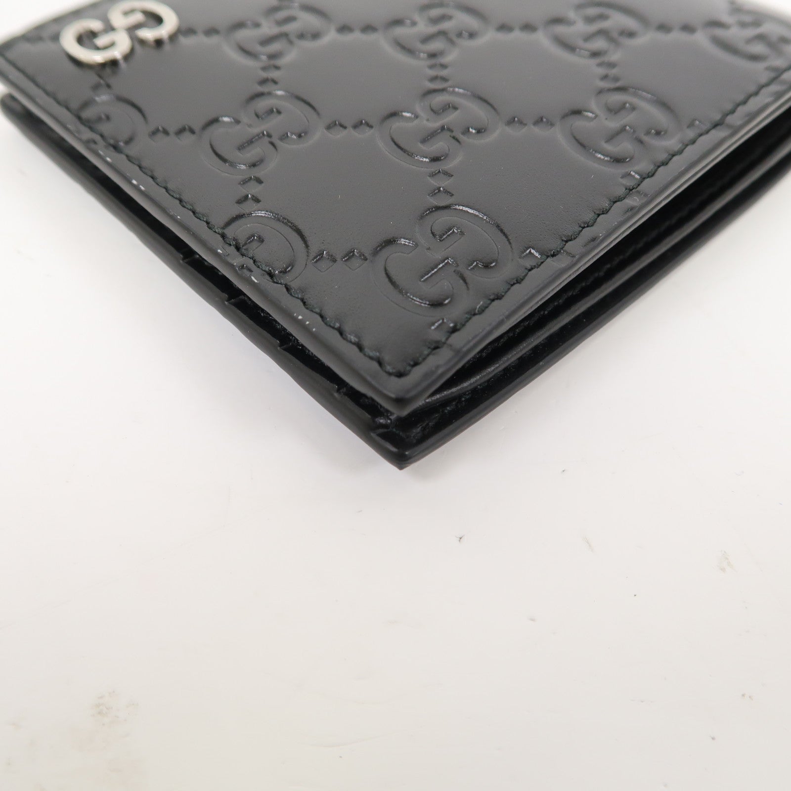 GUCCI 牛皮皮革Signature Fold Wallet銀扣錢包黑色