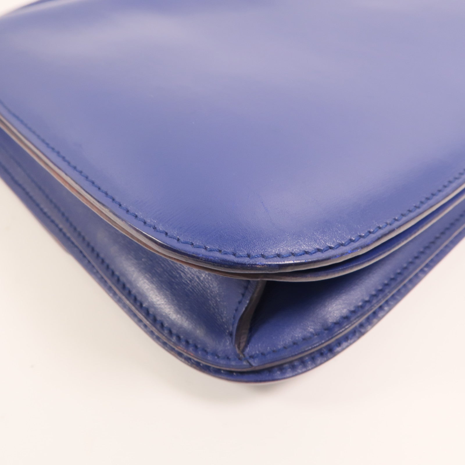 CELINE 牛皮皮革Classic Box金扣肩背袋