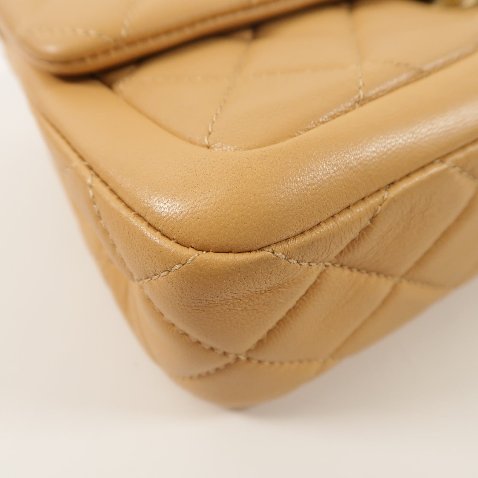 CHANEL 牛皮皮革Flap Bag鏈帶肩背袋