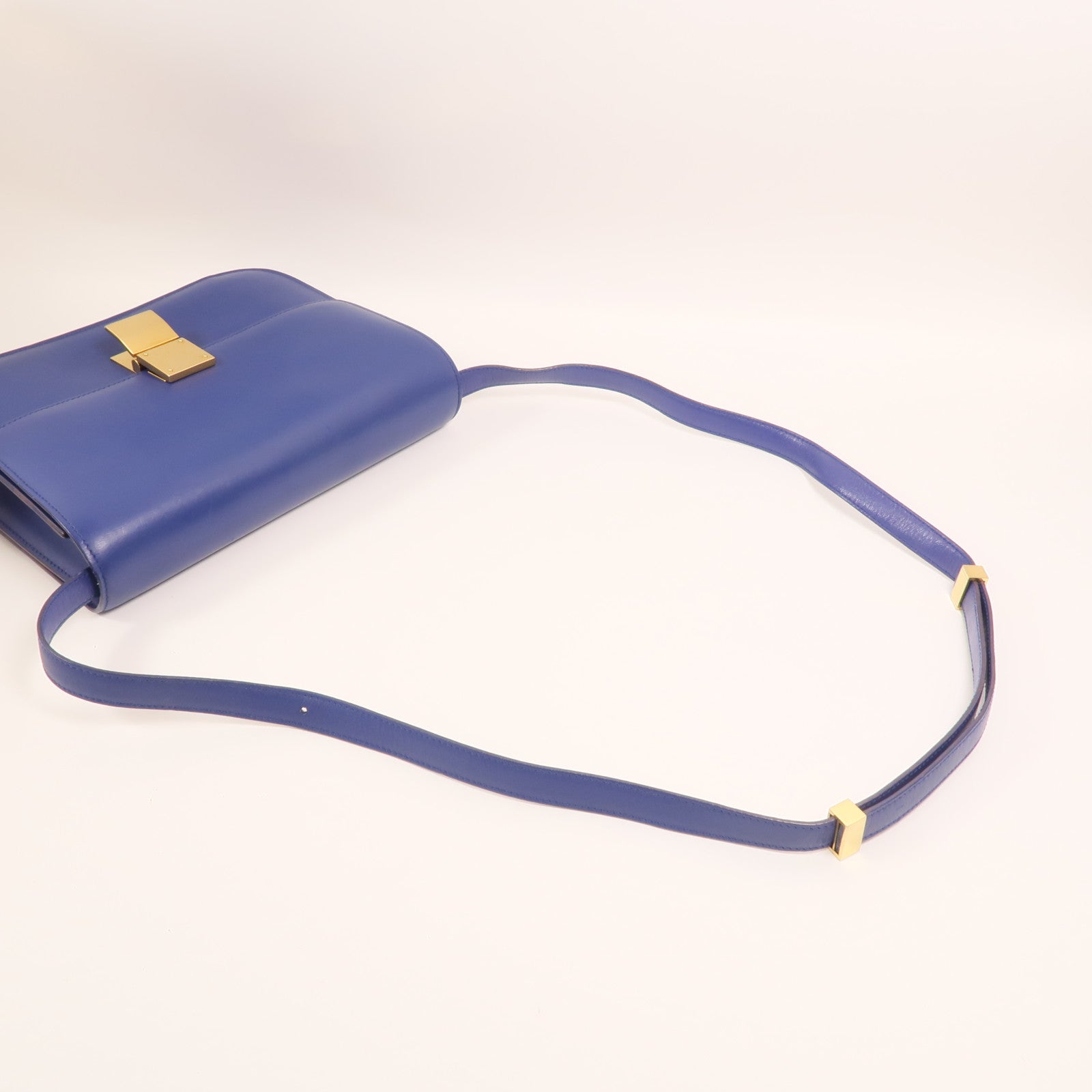 CELINE 牛皮皮革Classic Box金扣肩背袋