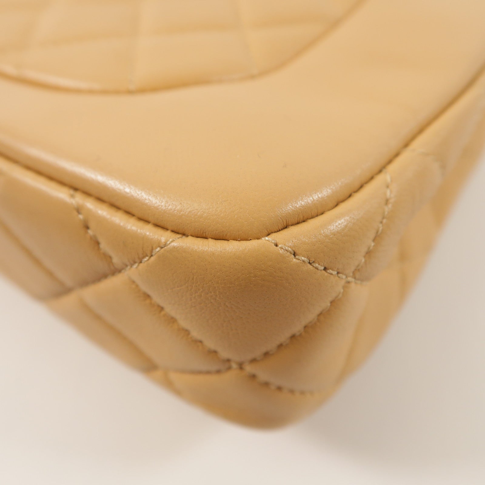 CHANEL 牛皮皮革Flap Bag鏈帶肩背袋