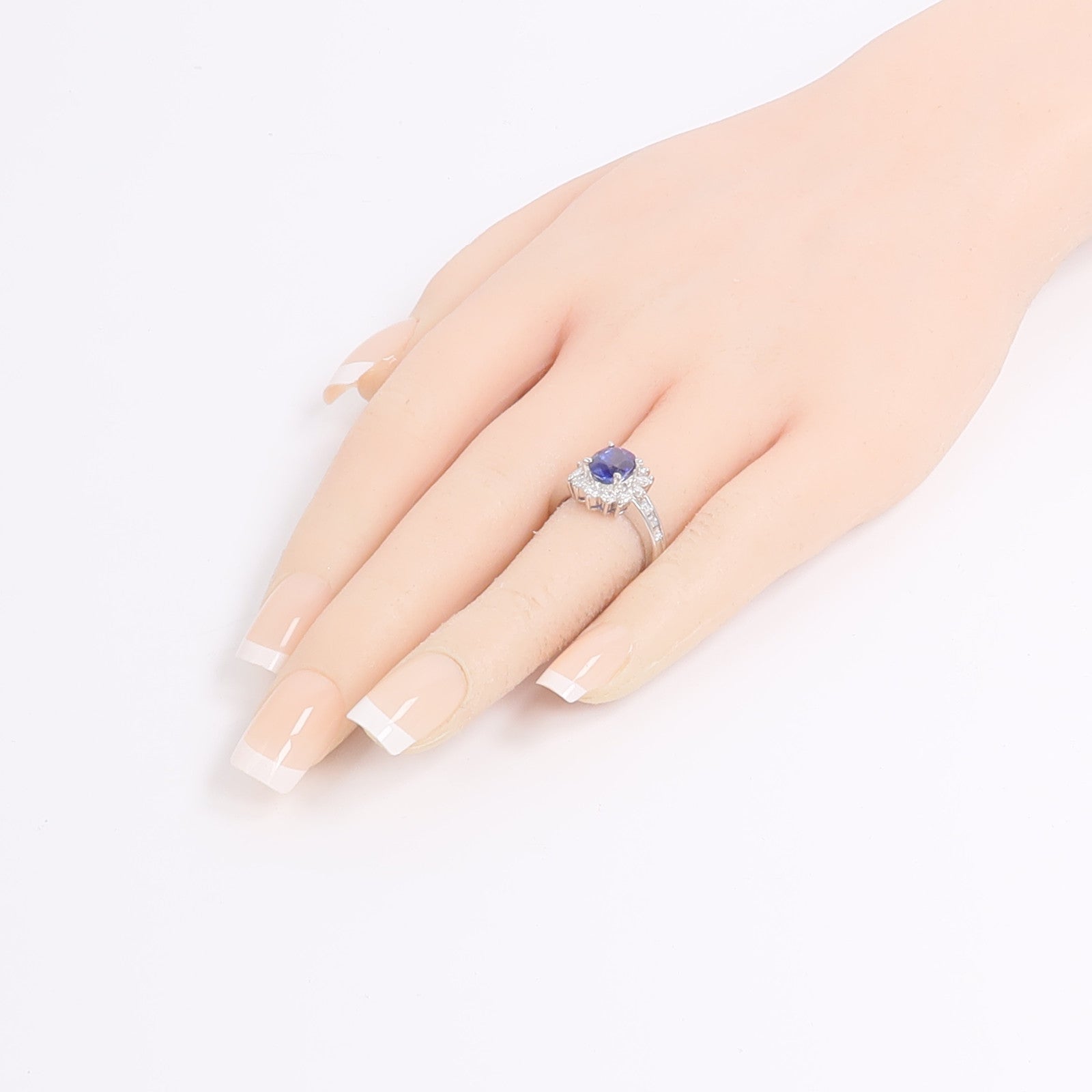 JEWELRY PT900鉑金Sapphire Diamond Ring藍寶石/鑽石戒指