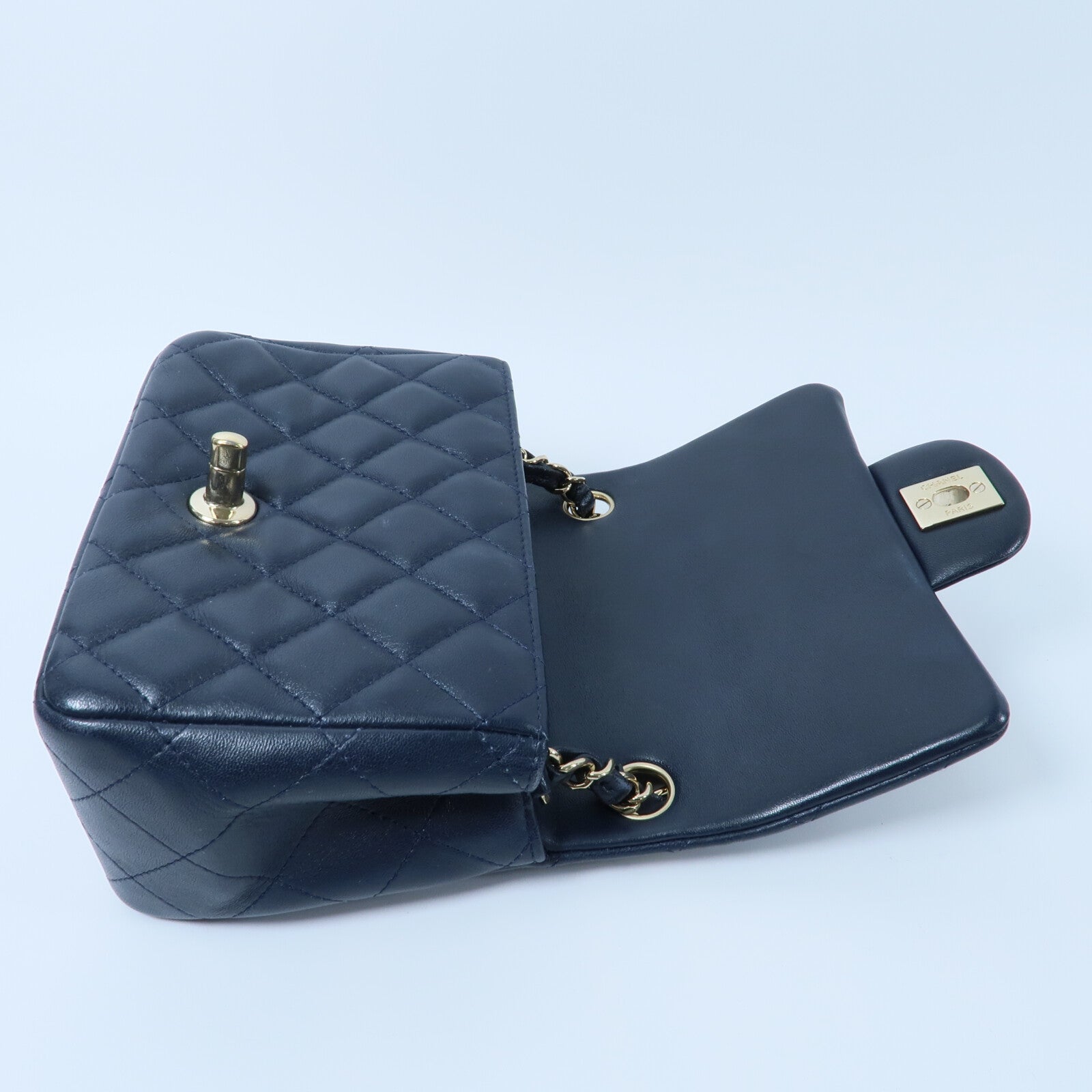 CHANEL 羊皮皮革Classic 17鏈帶肩背袋