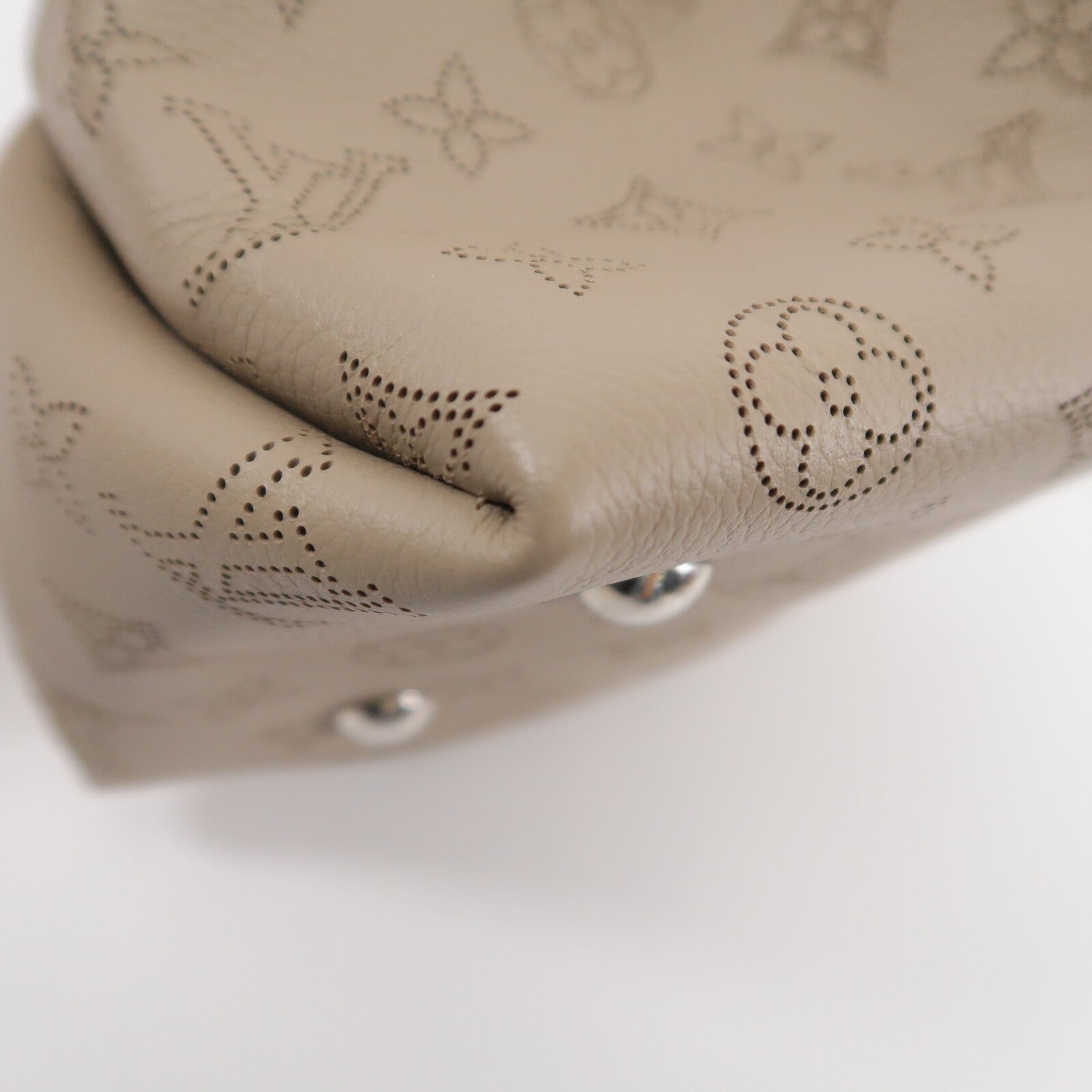 LOUIS VUITTON Mahina Bella鏈帶肩背袋