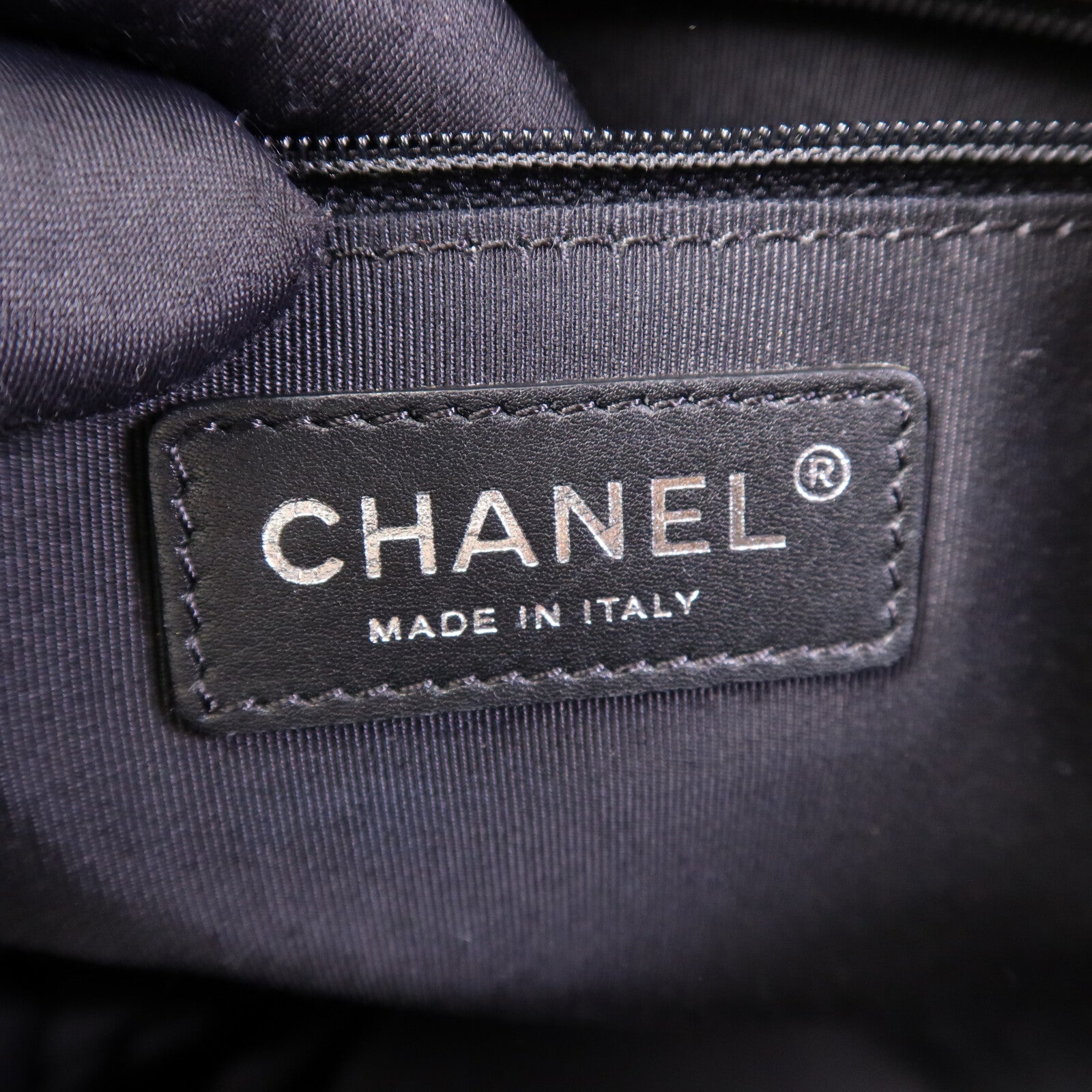 CHANEL 牛皮皮革Chain Shoulder Bag銀扣鏈帶肩背袋
