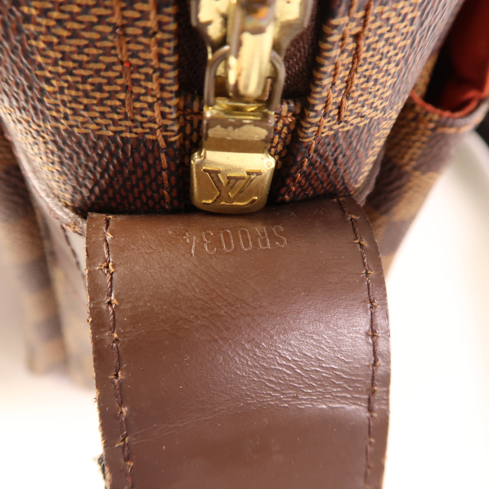 LOUIS VUITTON Damier Naviglio金扣肩背袋