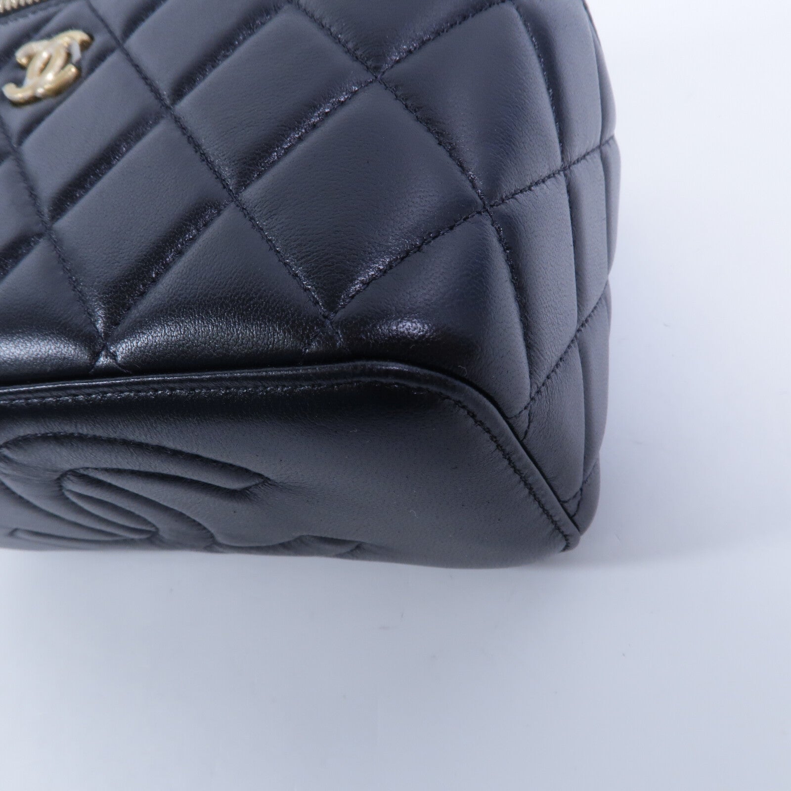 CHANEL 羊皮皮革Vanity Case With Gold Ball鏈帶手挽肩背兩用袋