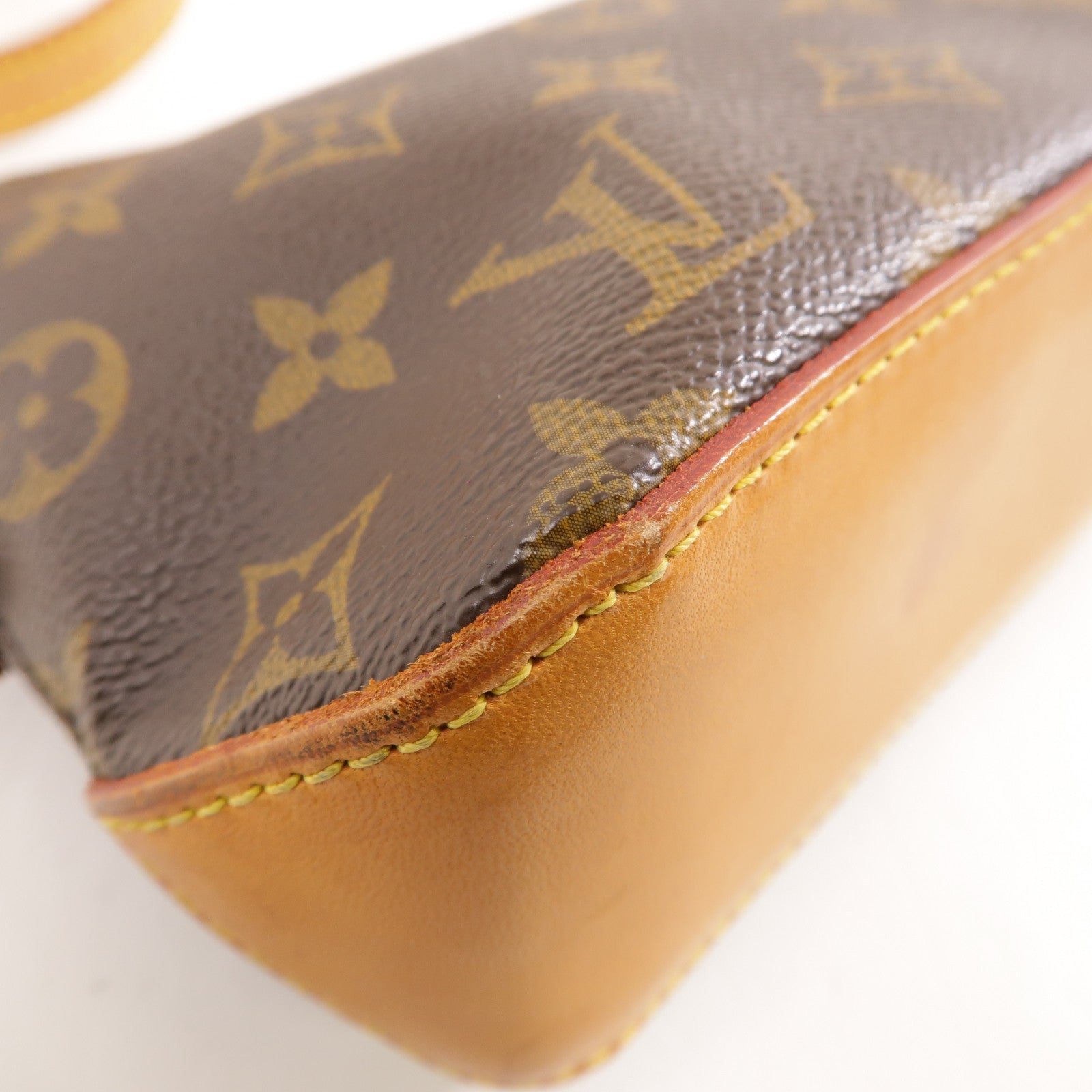 LOUIS VUITTON Monogram Trotteur金扣肩背袋啡色