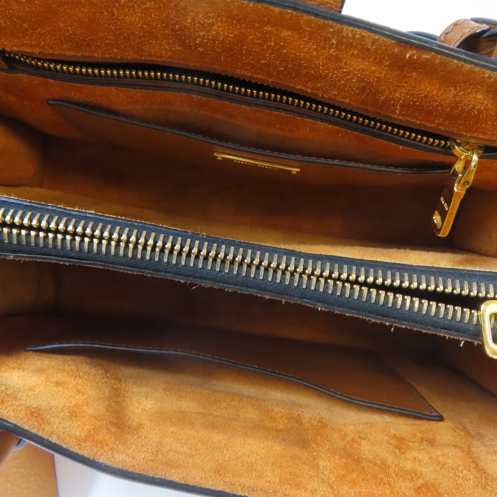 Miu Miu 牛皮皮革2 Way Shoulder金扣手挽肩背兩用袋啡色