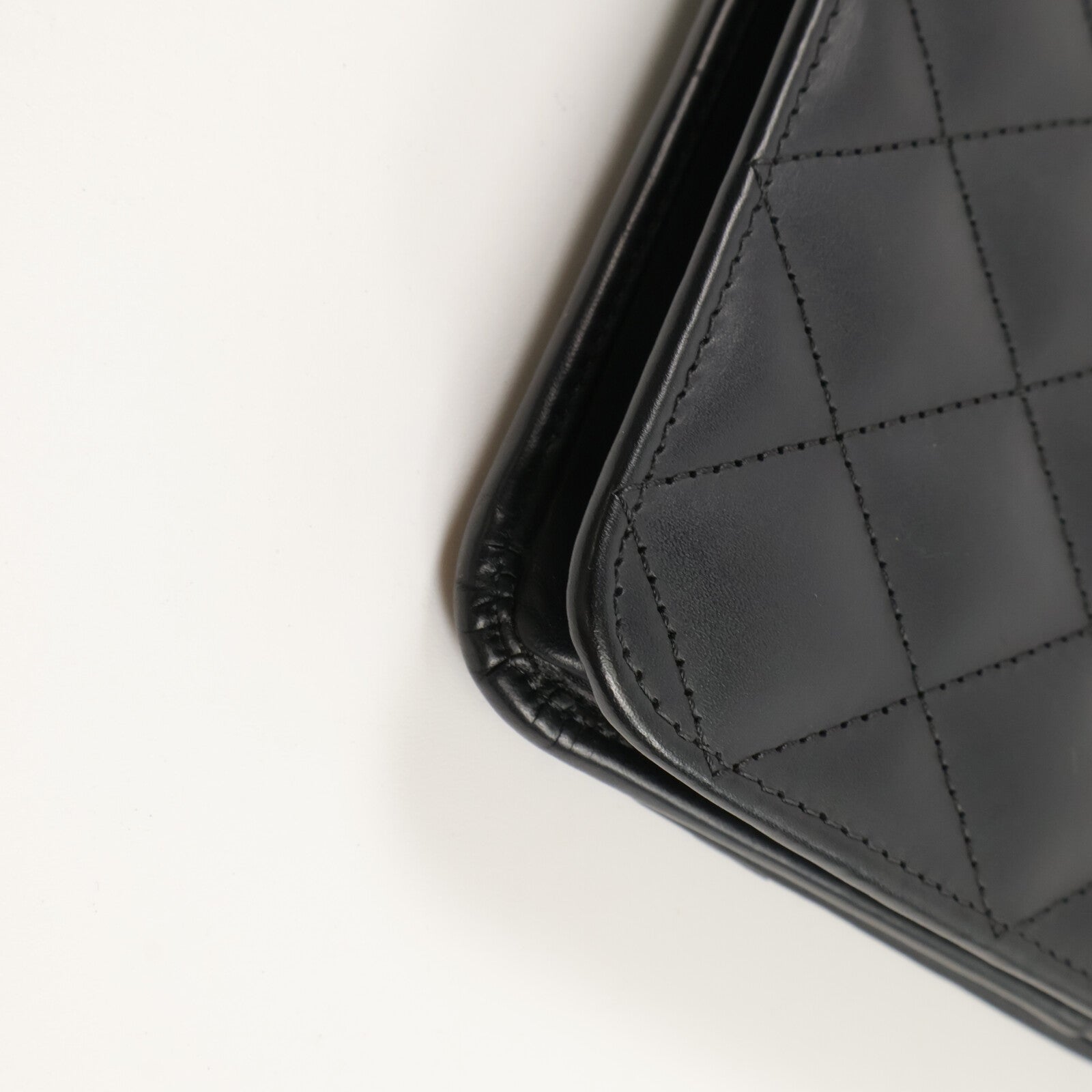 CHANEL 牛皮皮革Cambon Wallet on Chain鏈帶肩背袋