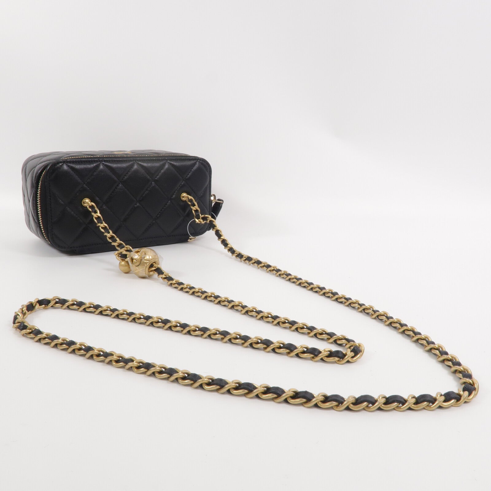 CHANEL 羊皮皮革Vanity Case With Gold Ball鏈帶手挽肩背兩用袋