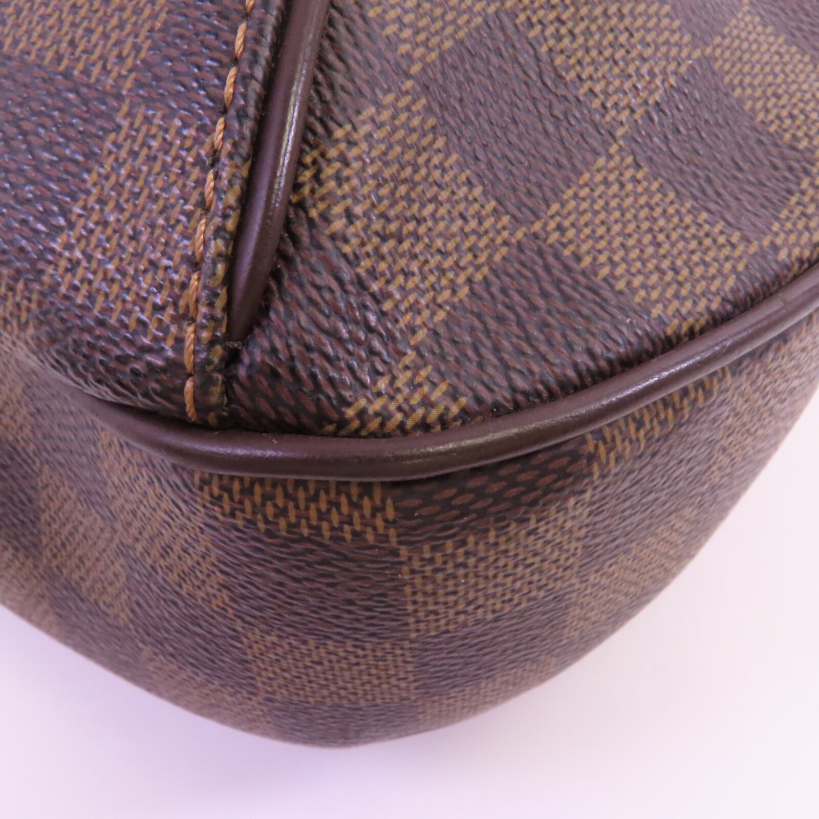 LOUIS VUITTON 【激減優惠】Damier Ebene Thames PM金扣肩背袋
