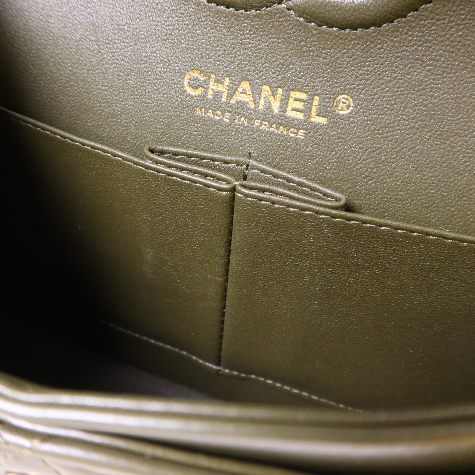 CHANEL 羊皮皮革Classic 23金扣鏈帶肩背袋