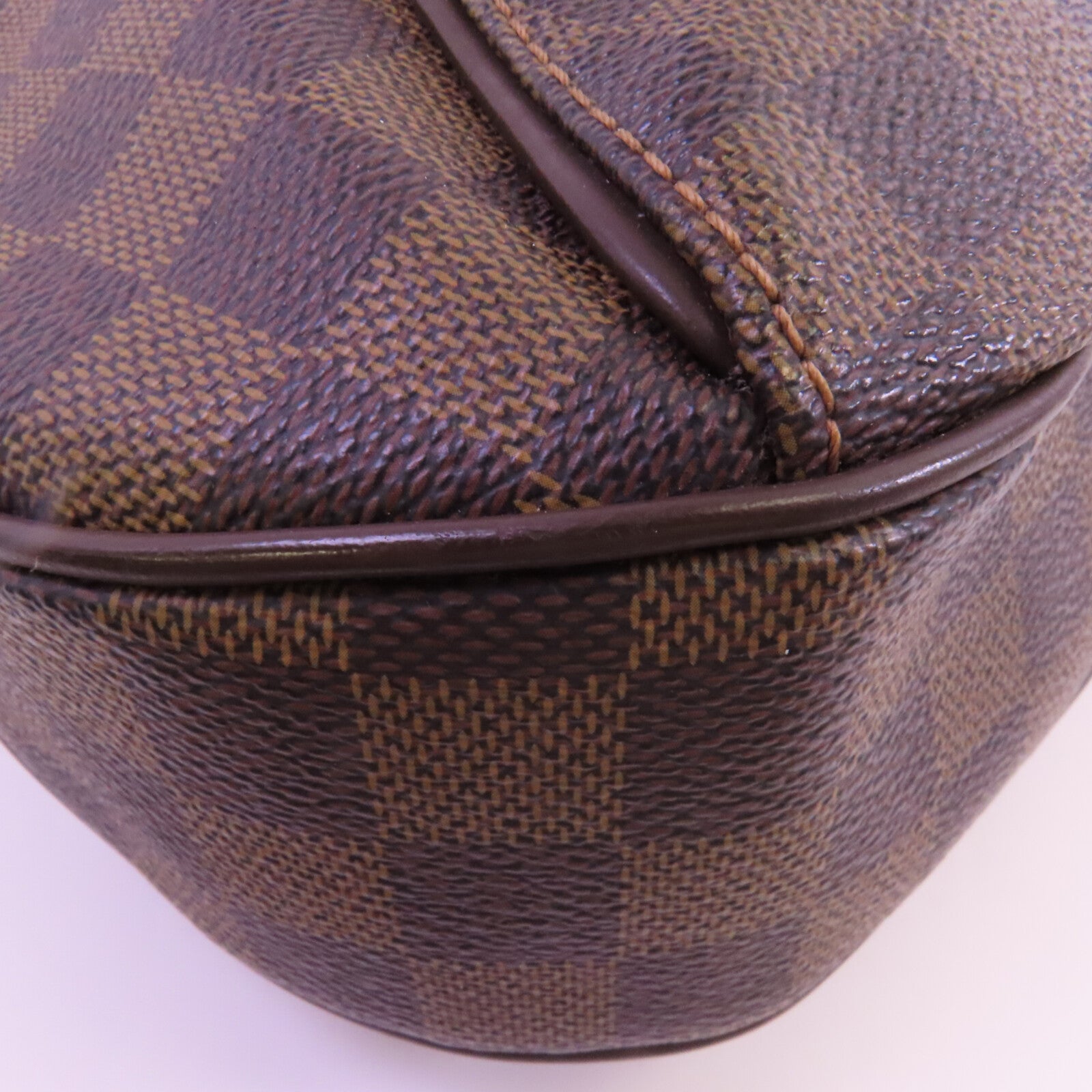 LOUIS VUITTON 【激減優惠】Damier Ebene Thames PM金扣肩背袋