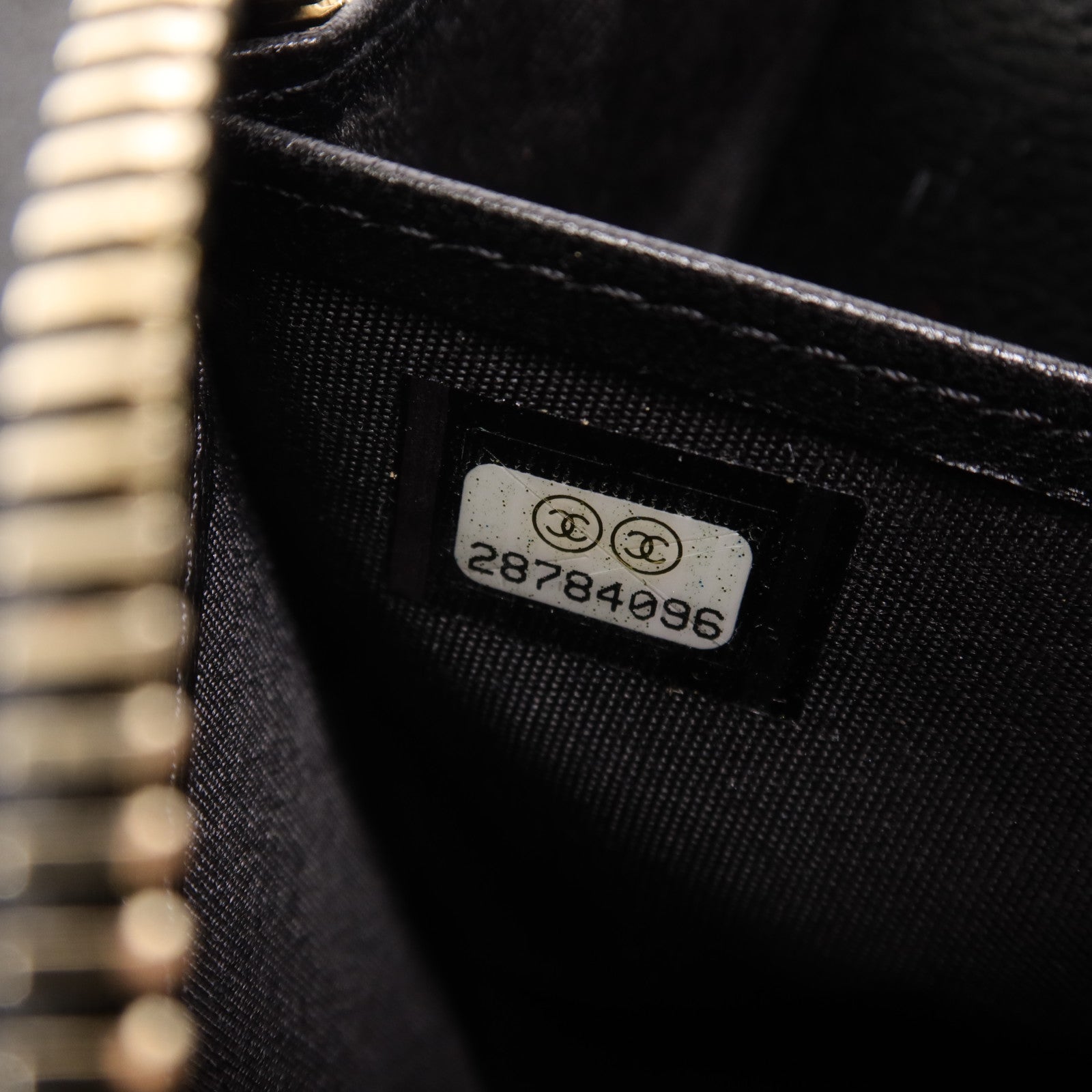 CHANEL 羊皮皮革C19 Long Wallet金扣長錢包