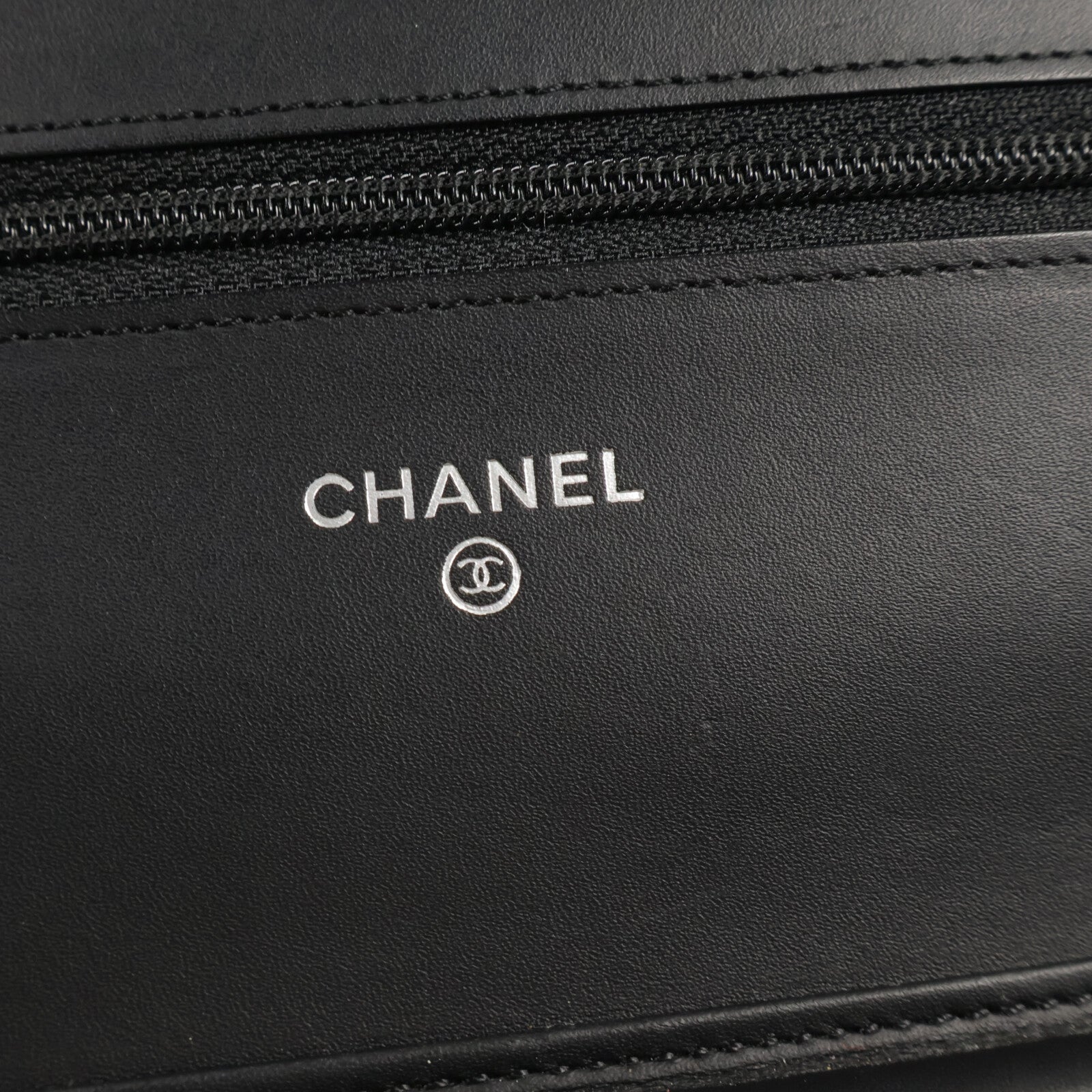 CHANEL 牛皮皮革Cambon Wallet on Chain鏈帶肩背袋