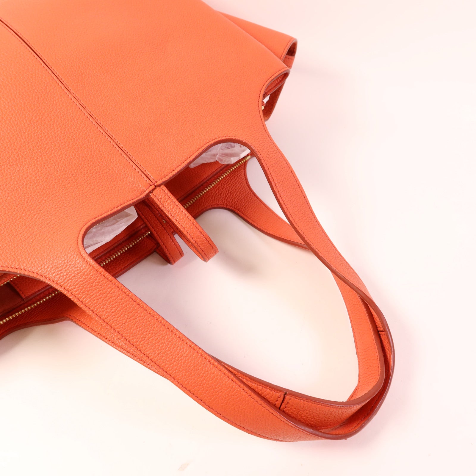 CELINE 牛皮皮革Tri-Fold金扣肩背袋