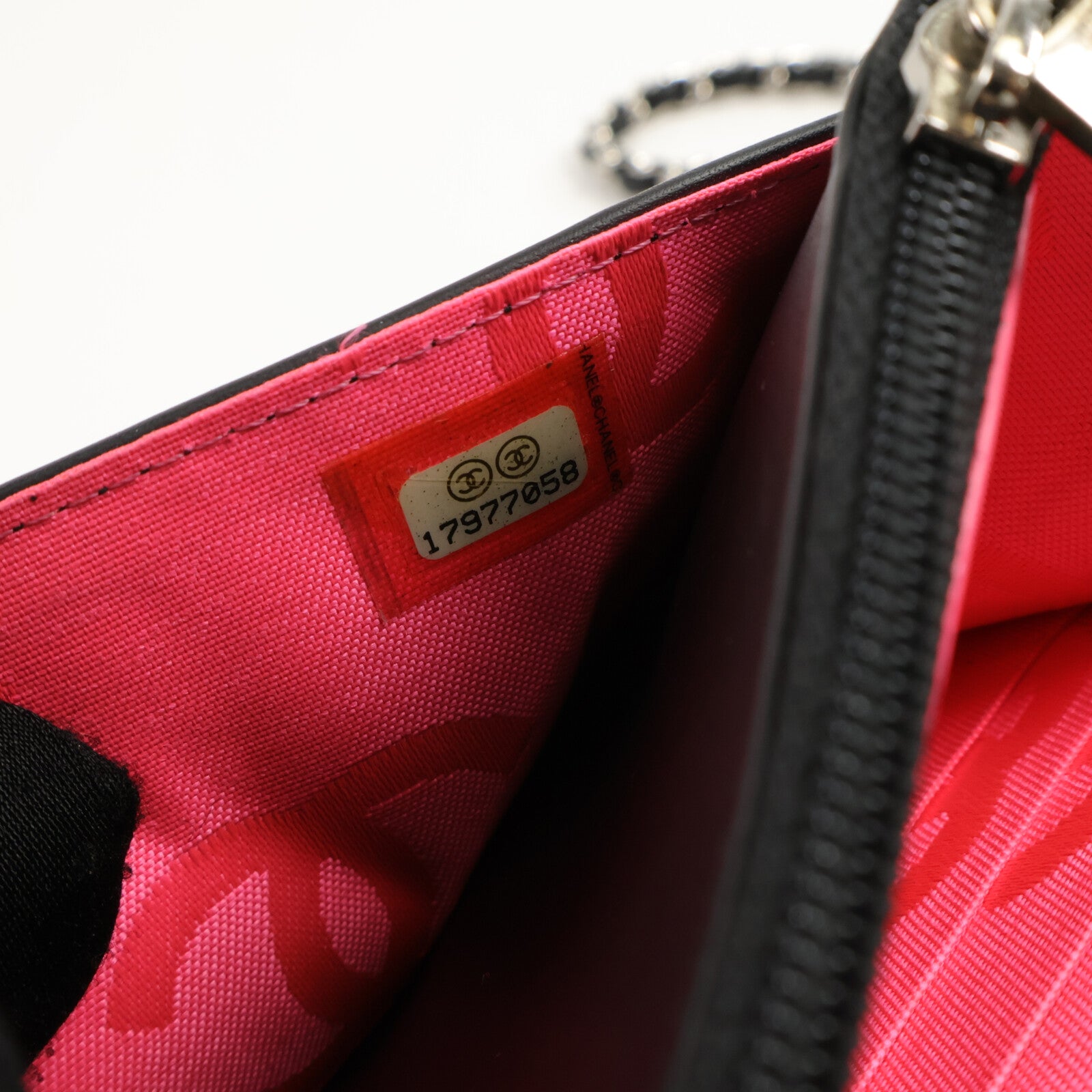 CHANEL 牛皮皮革Cambon Wallet on Chain鏈帶肩背袋