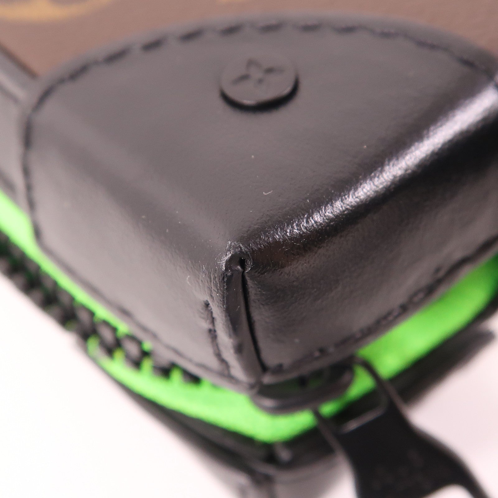 LOUIS VUITTON Soft Trunk Phone Box LV Friends Shoulder Bag M80144 Monogram Brown