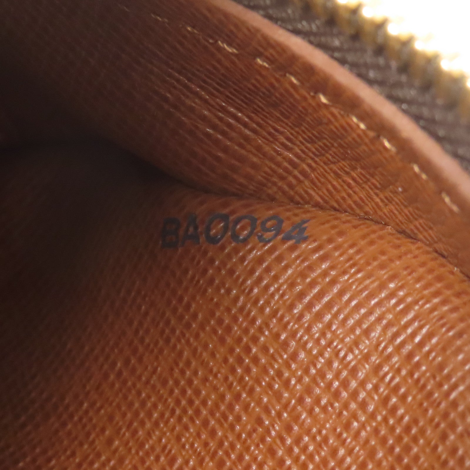 LOUIS VUITTON Monogram Blois金扣肩背袋