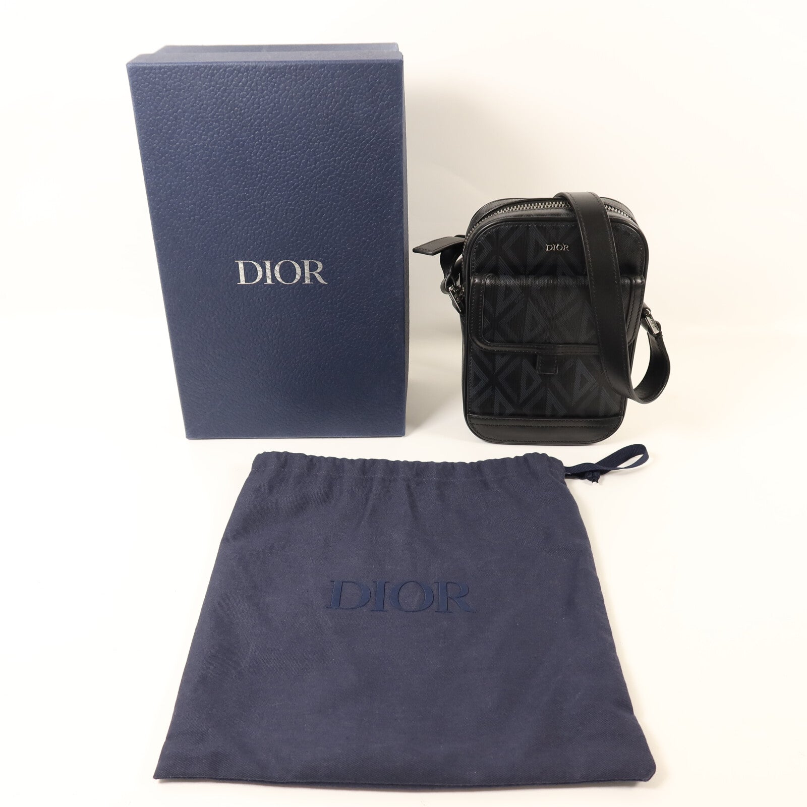 Dior 【激減優惠】塗層帆布CD Diamond銀扣肩背袋