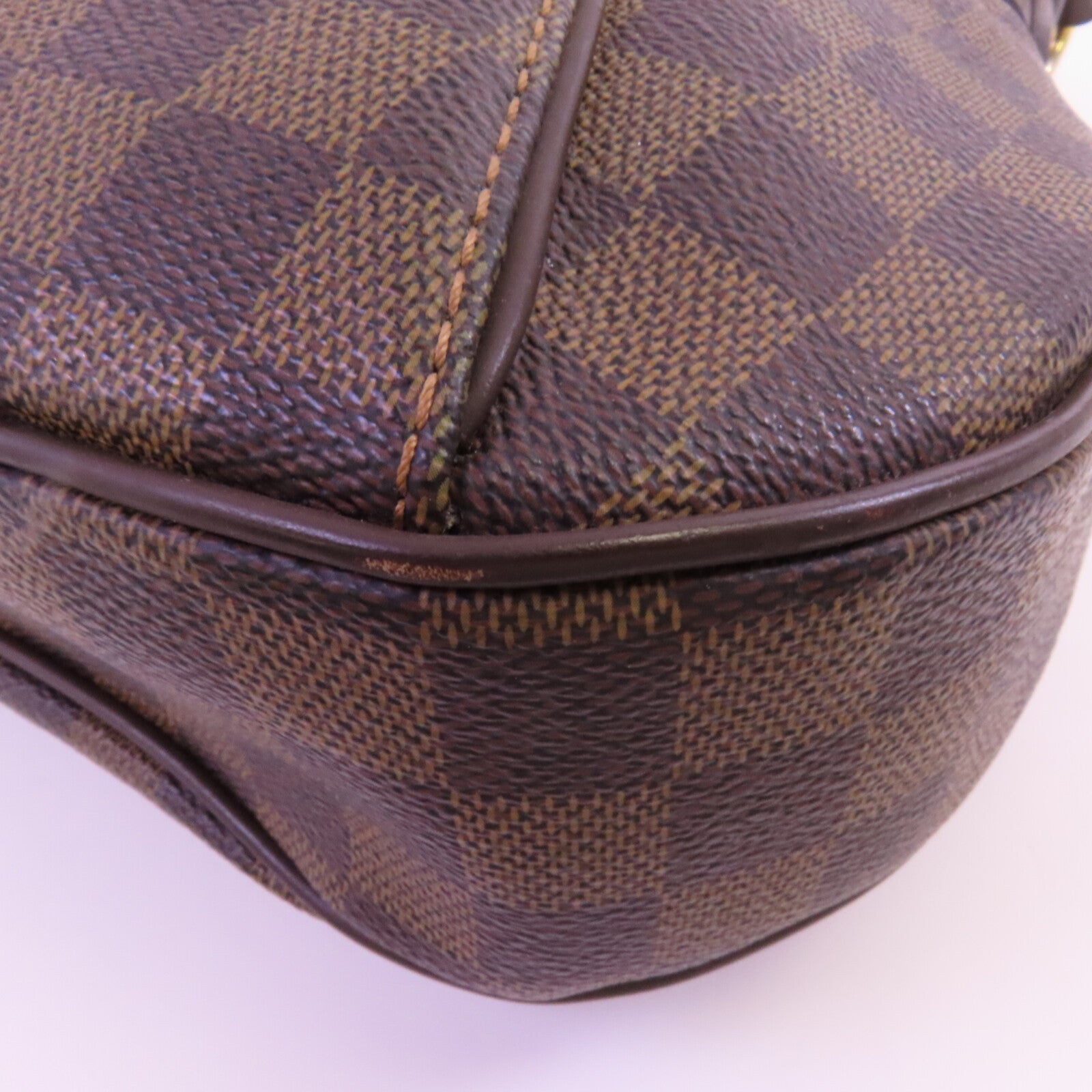 LOUIS VUITTON 【激減優惠】Damier Ebene Thames PM金扣肩背袋