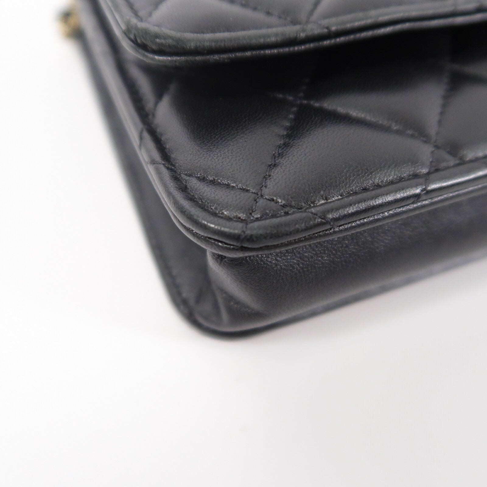 CHANEL 羊皮皮革WOC Wallet On Chain鏈帶肩背袋
