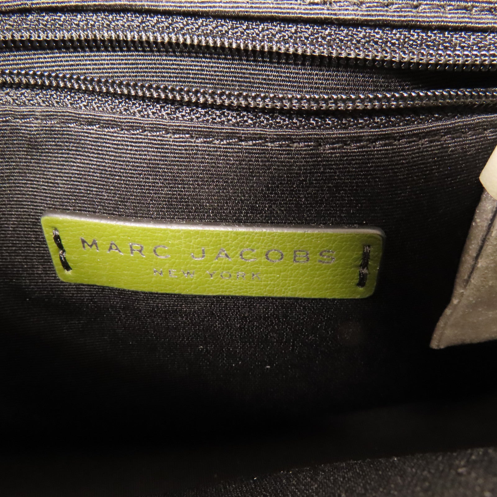 MARC JACOBS 牛皮皮革Shoulder Bag銀扣肩背袋