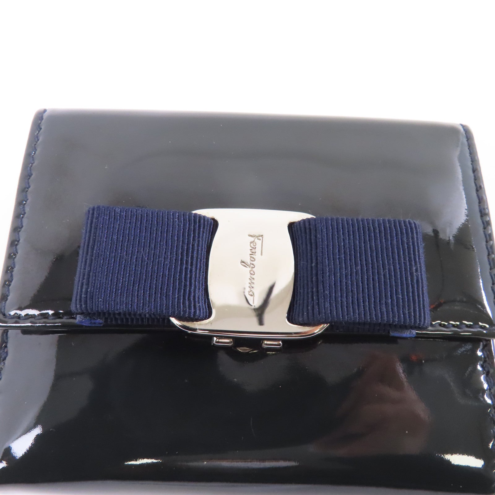 Salvatore Ferragamo 【激減優惠】漆皮皮革Wallet銀扣錢包藍色