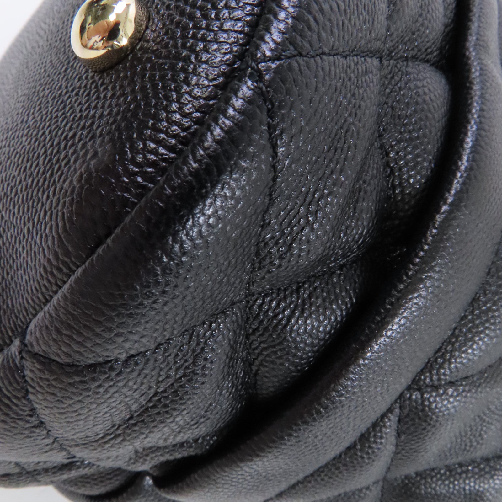 CHANEL 菱格Caviar皮革Bucket Bag金扣鏈帶手挽肩背兩用袋黑色