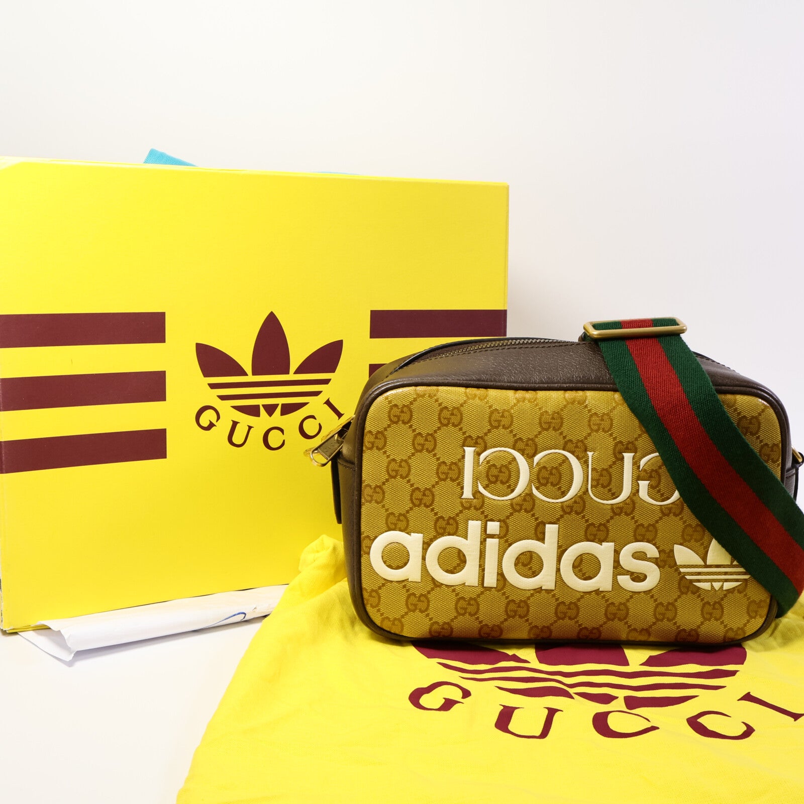 GUCCI 塗層帆布GUCCIxadidas GG Crystal肩背袋