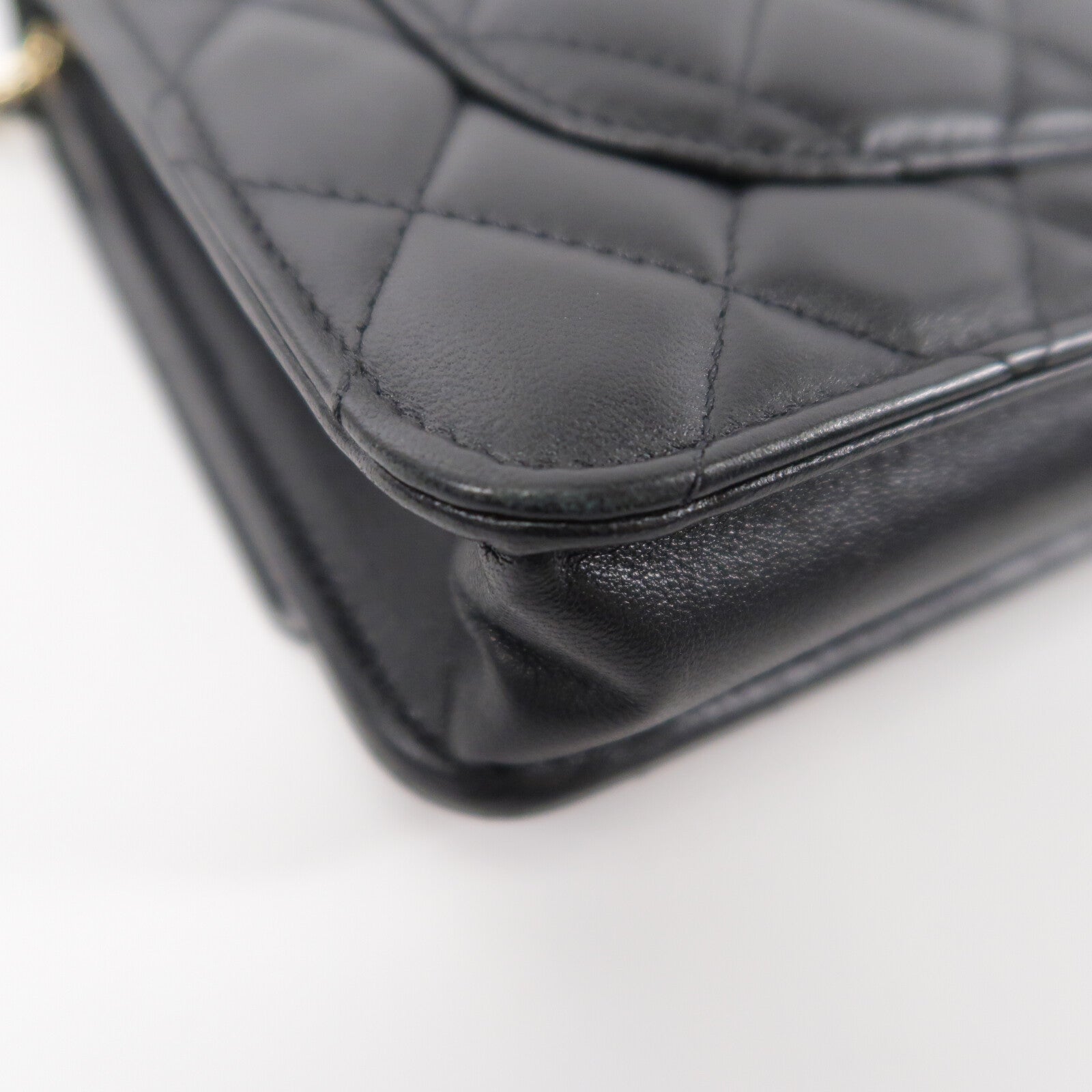 CHANEL 羊皮皮革WOC Wallet On Chain鏈帶肩背袋
