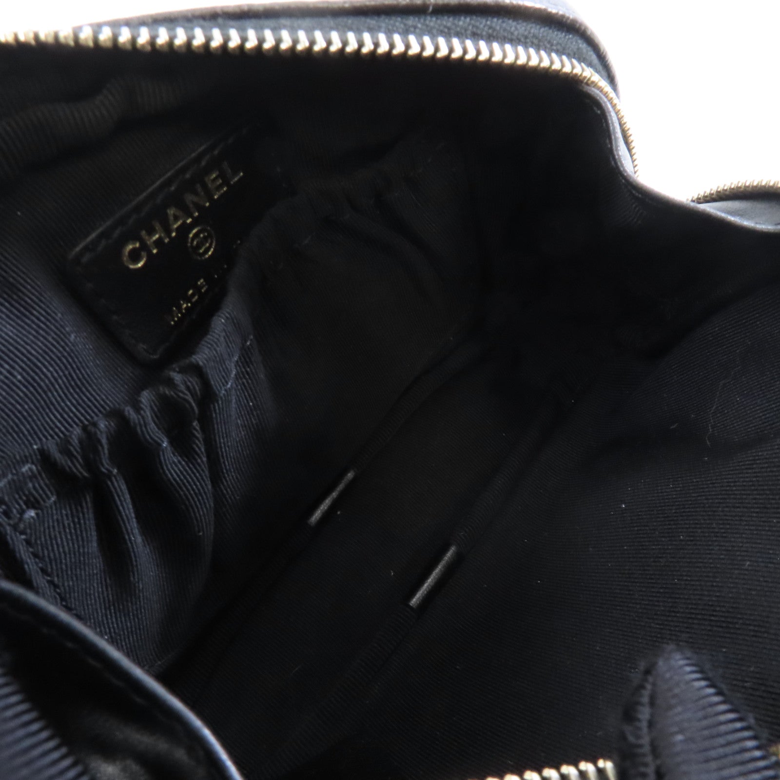 CHANEL 牛皮皮革Clutch Bag金扣黑色