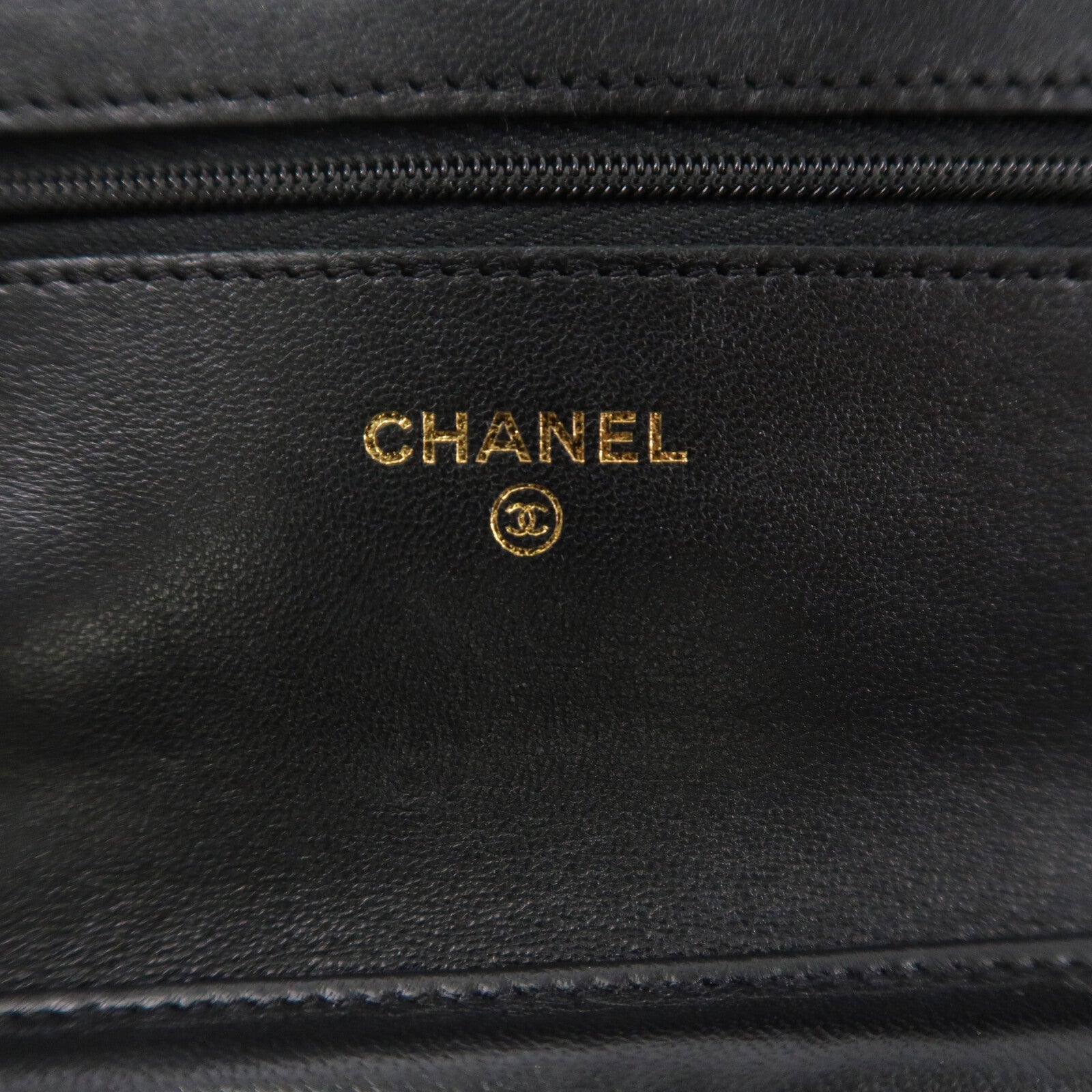 CHANEL 羊皮皮革WOC Wallet On Chain鏈帶肩背袋