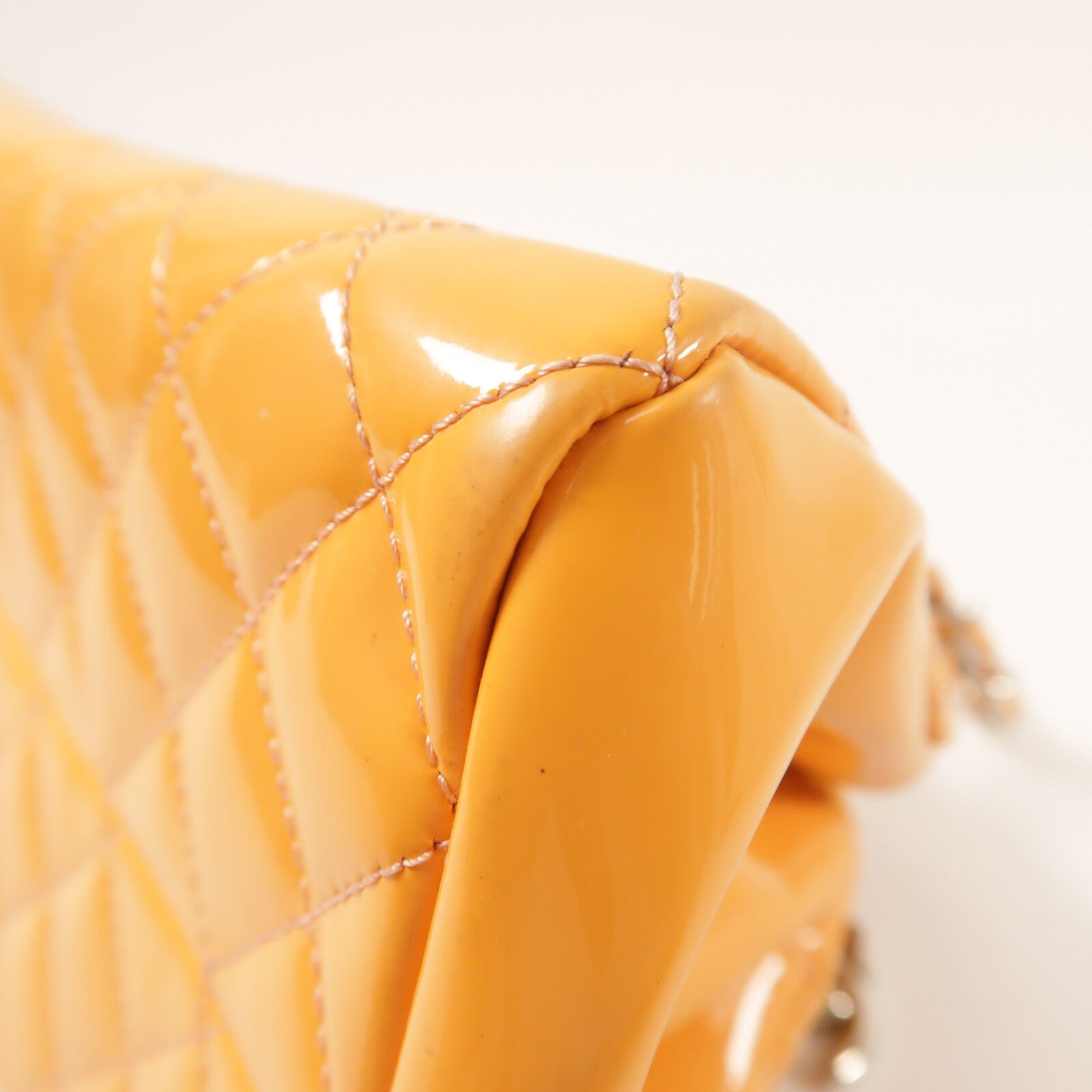 CHANEL 漆皮皮革Chain Shoulder銀扣鏈帶肩背袋