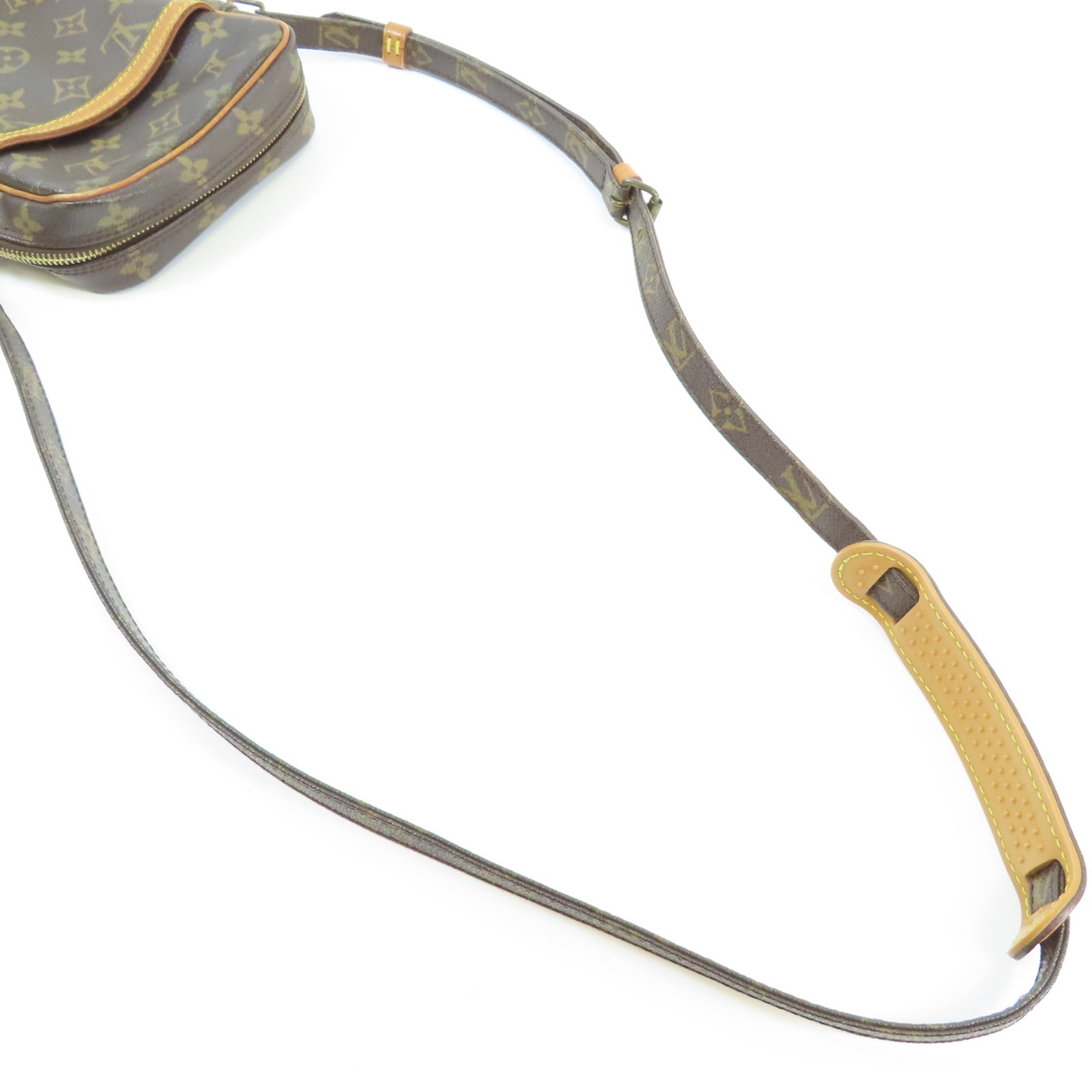 LOUIS VUITTON Monogram Danube金扣肩背袋