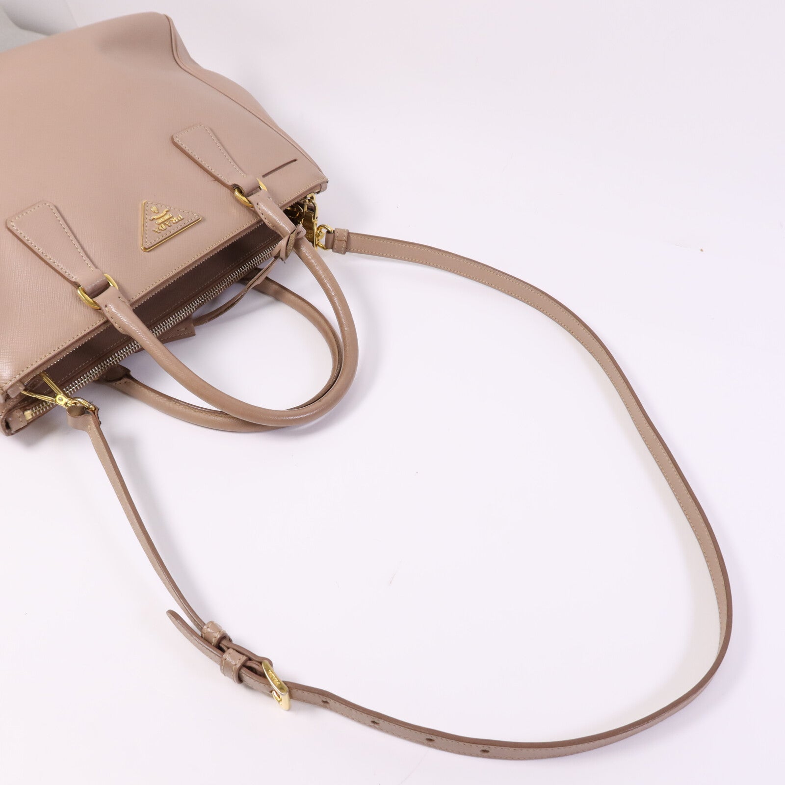 PRADA Saffiano皮革Galleria金扣手挽肩背兩用袋