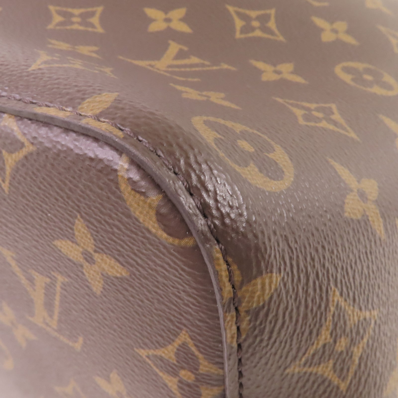 LOUIS VUITTON Monogram NeoNoe MM Shoulder Bag金扣肩背袋啡色/黑色