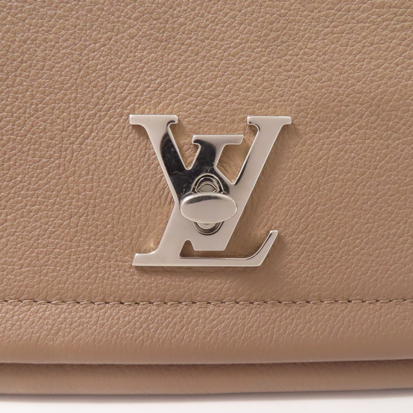 LOUIS VUITTON 牛皮皮革Lock Me II BB銀扣手挽肩背兩用袋