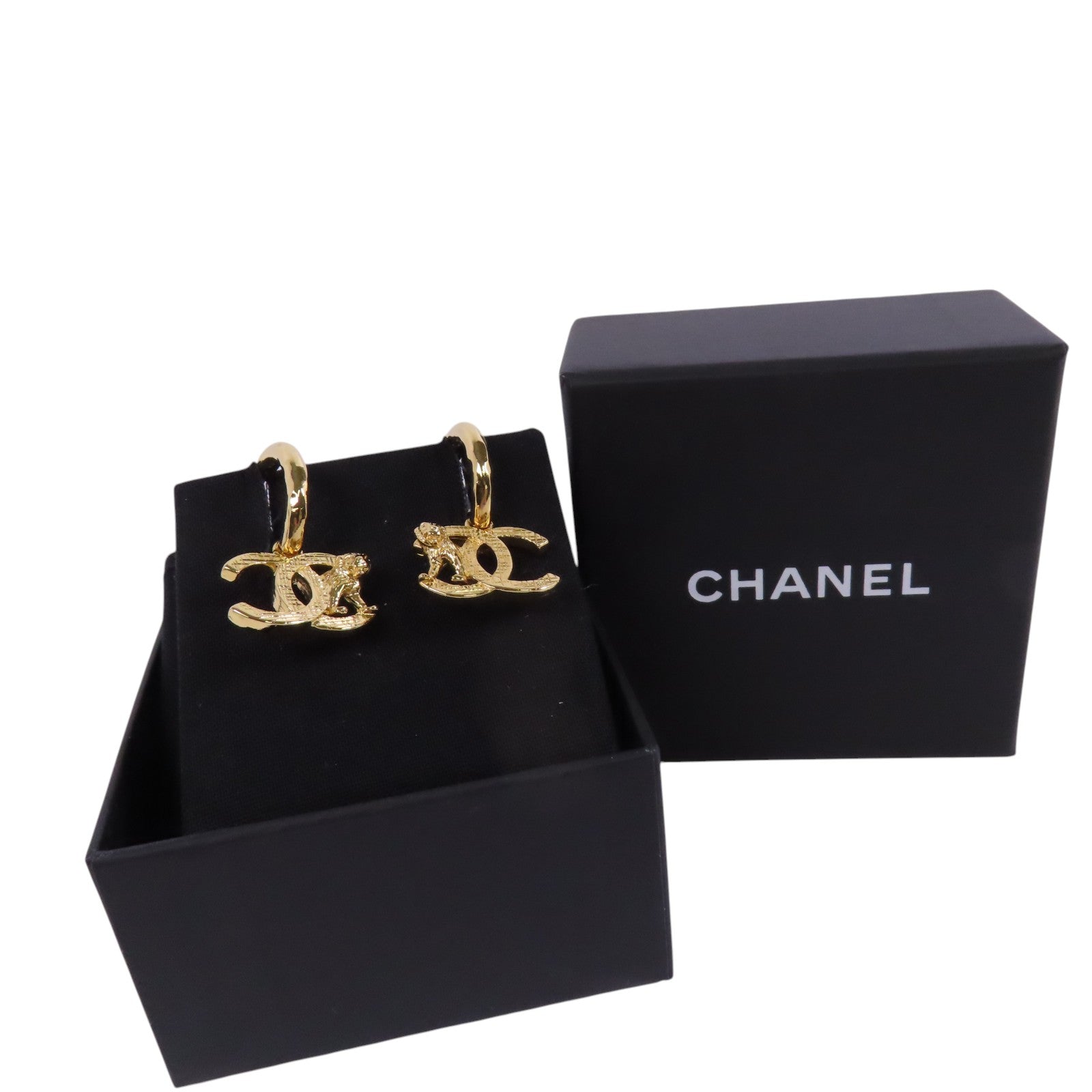 CHANEL 金屬CC Earrings金扣耳環