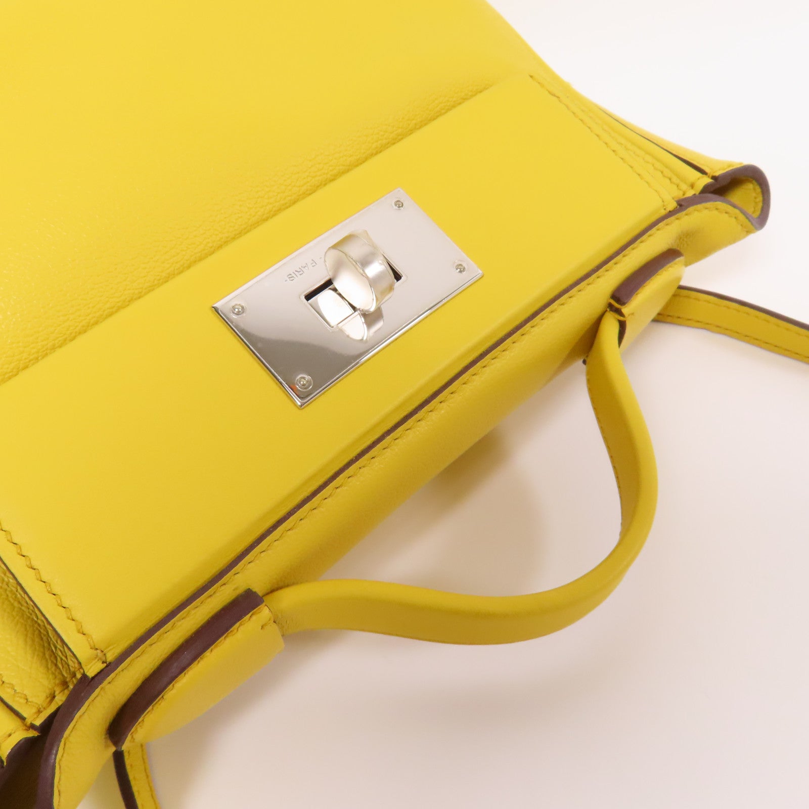 HERMES Evercolor皮革24x24 Mini銀扣手挽肩背兩用袋Sun