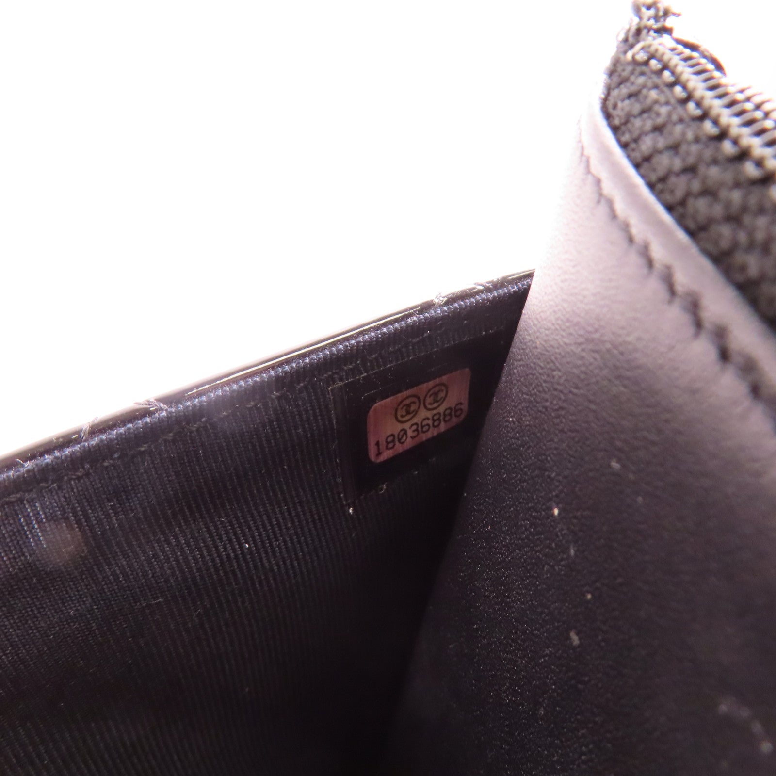 CHANEL 漆皮皮革Wallet On Chain銀扣鏈帶肩背袋