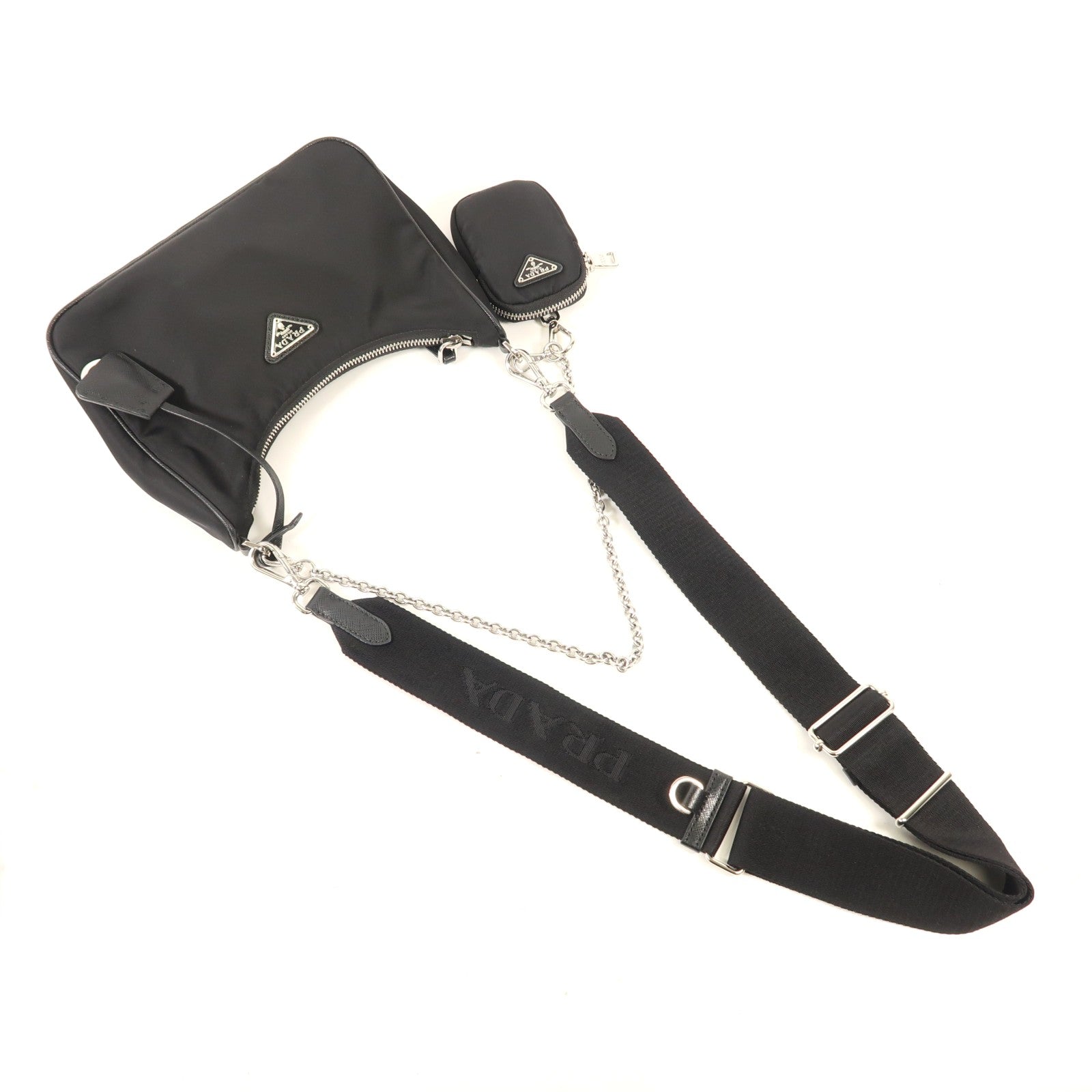 PRADA 尼龍Re-Edition 2005銀扣肩背袋