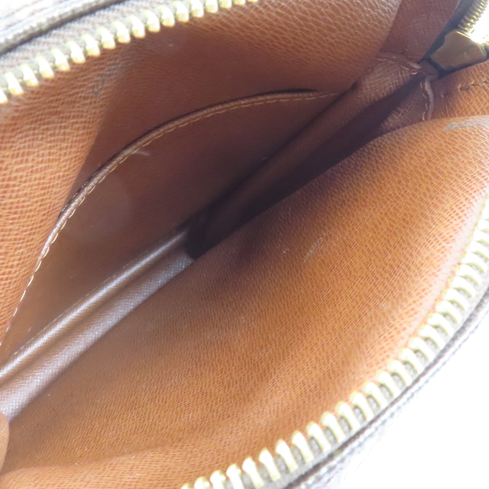 LOUIS VUITTON 【激減優惠】Monogram Danube金扣肩背袋