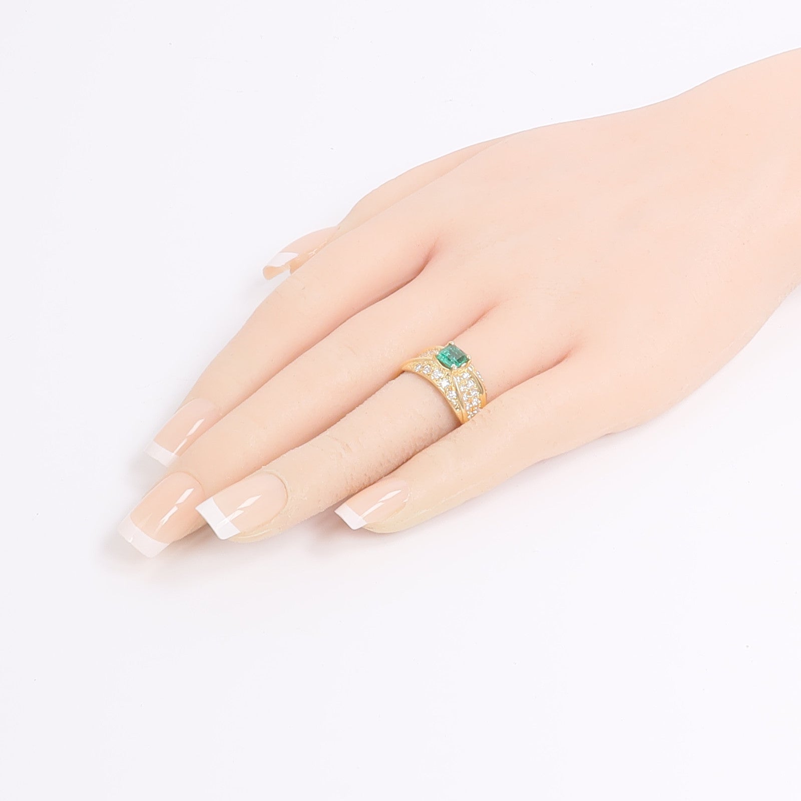 JEWELRY 18K黃金Emerald Diamond Ring綠寶石/鑽石戒指