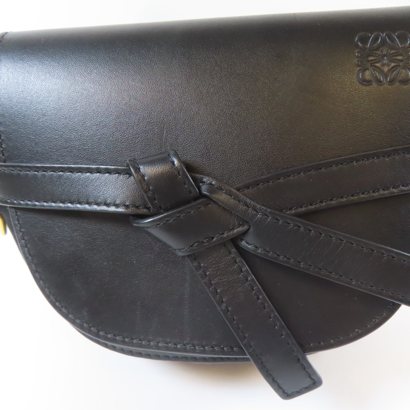 LOEWE 牛皮皮革Mini Gate Dual金扣肩背袋黑色