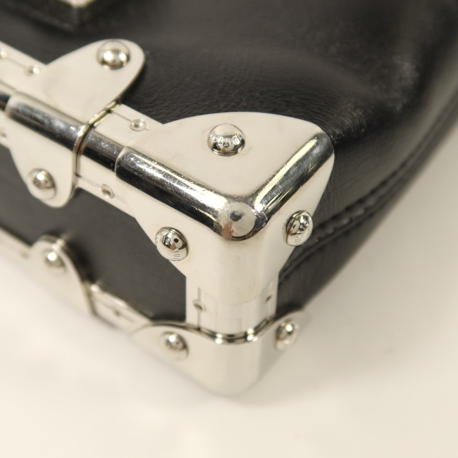 LOUIS VUITTON 牛皮皮革Slim Trunk銀扣鏈帶手挽肩背兩用袋