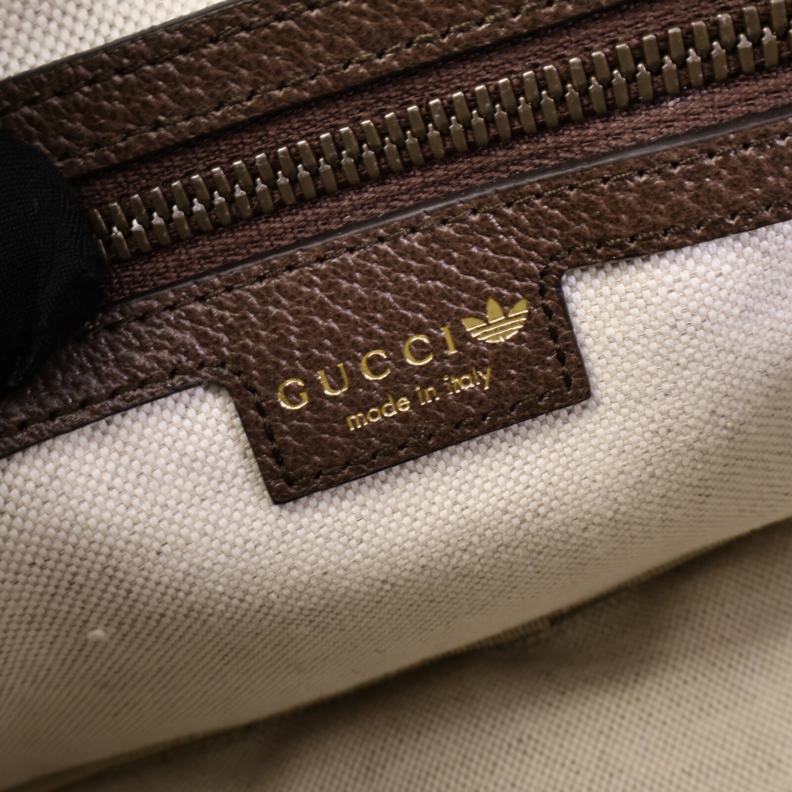 GUCCI 塗層帆布GUCCIxadidas GG Crystal肩背袋